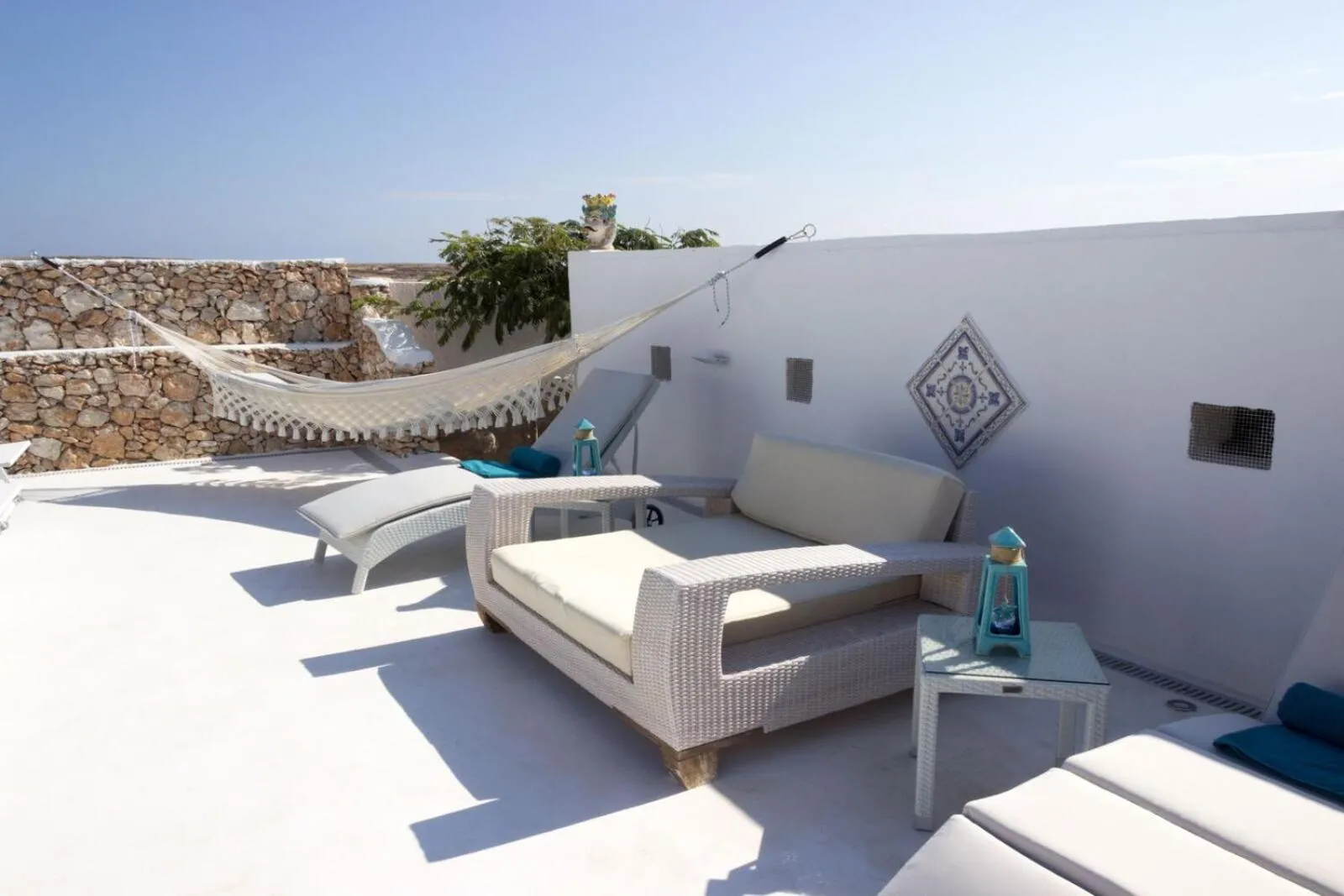 Swimming pool in Hotel Macondo