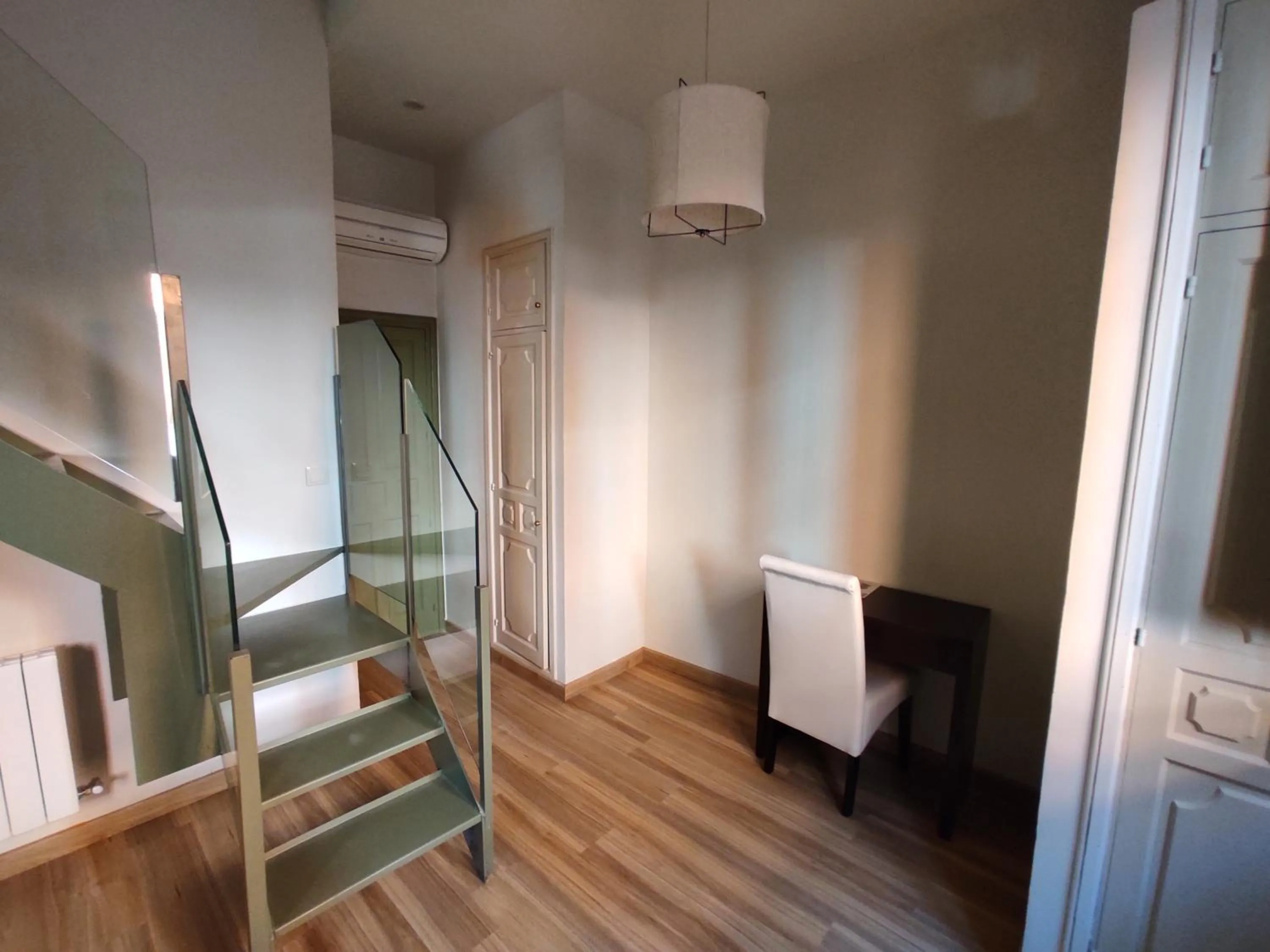 Hotel Leonor de Aquitania