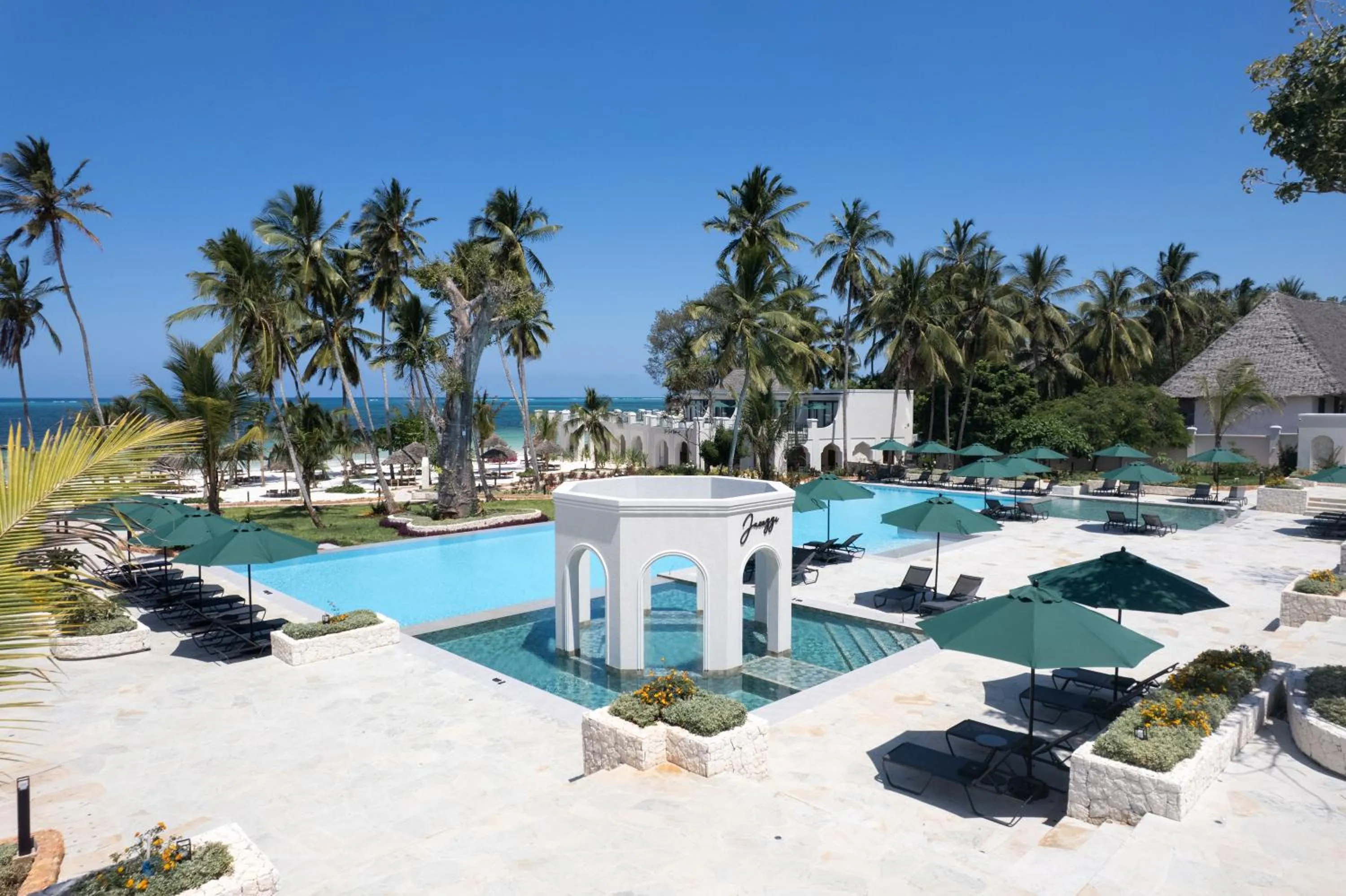 Swimming pool in Tembo Kiwengwa Resort