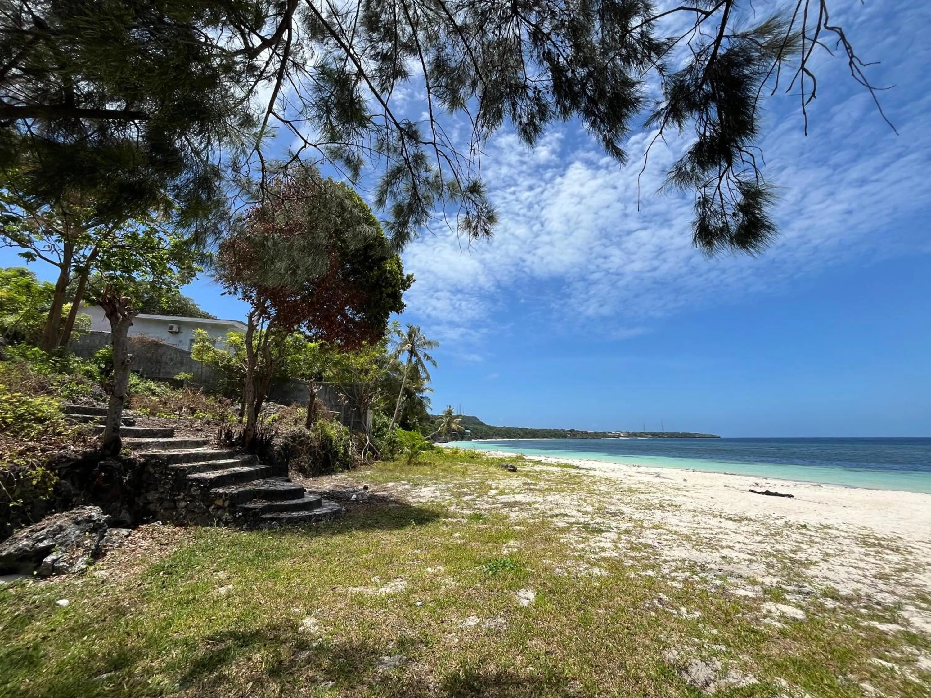 Beach in Bara Cabana Hotel