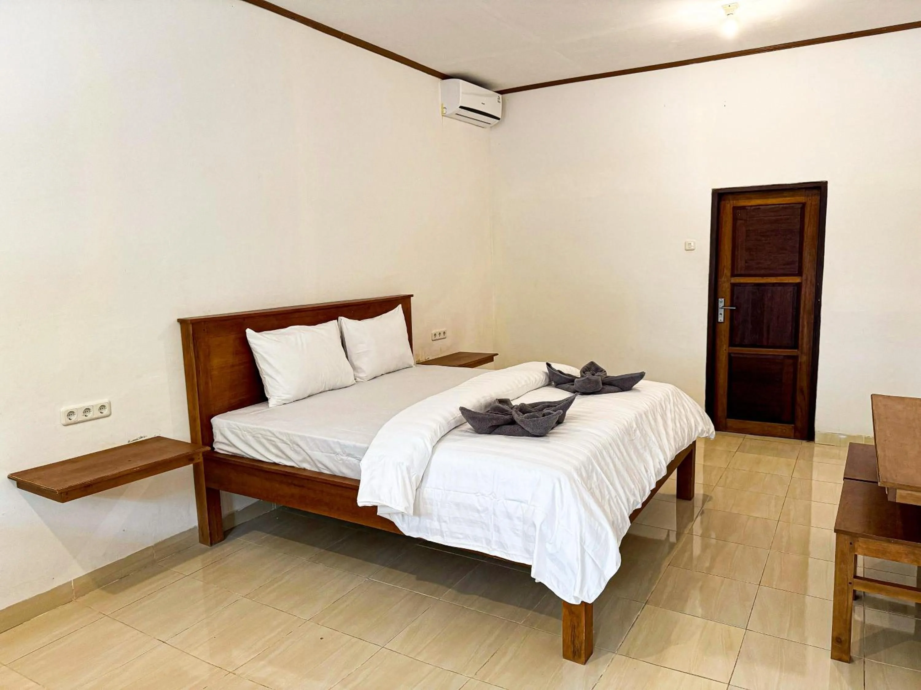 Bed in Bara Cabana Hotel