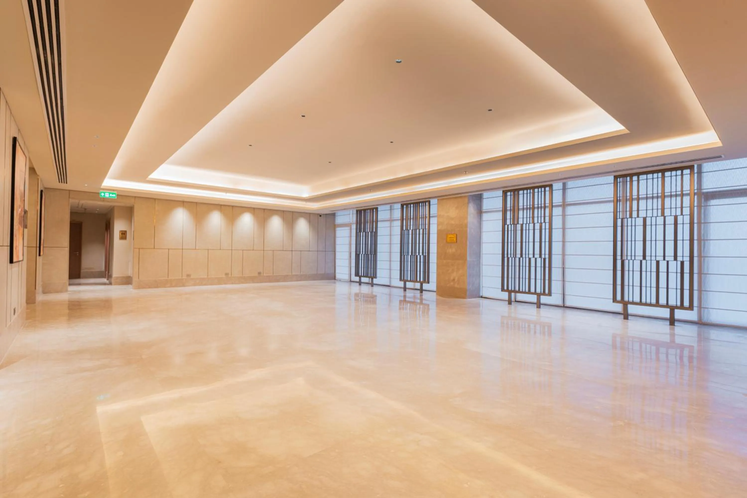 Banquet/Function facilities in Sarovar Premiere Alwar