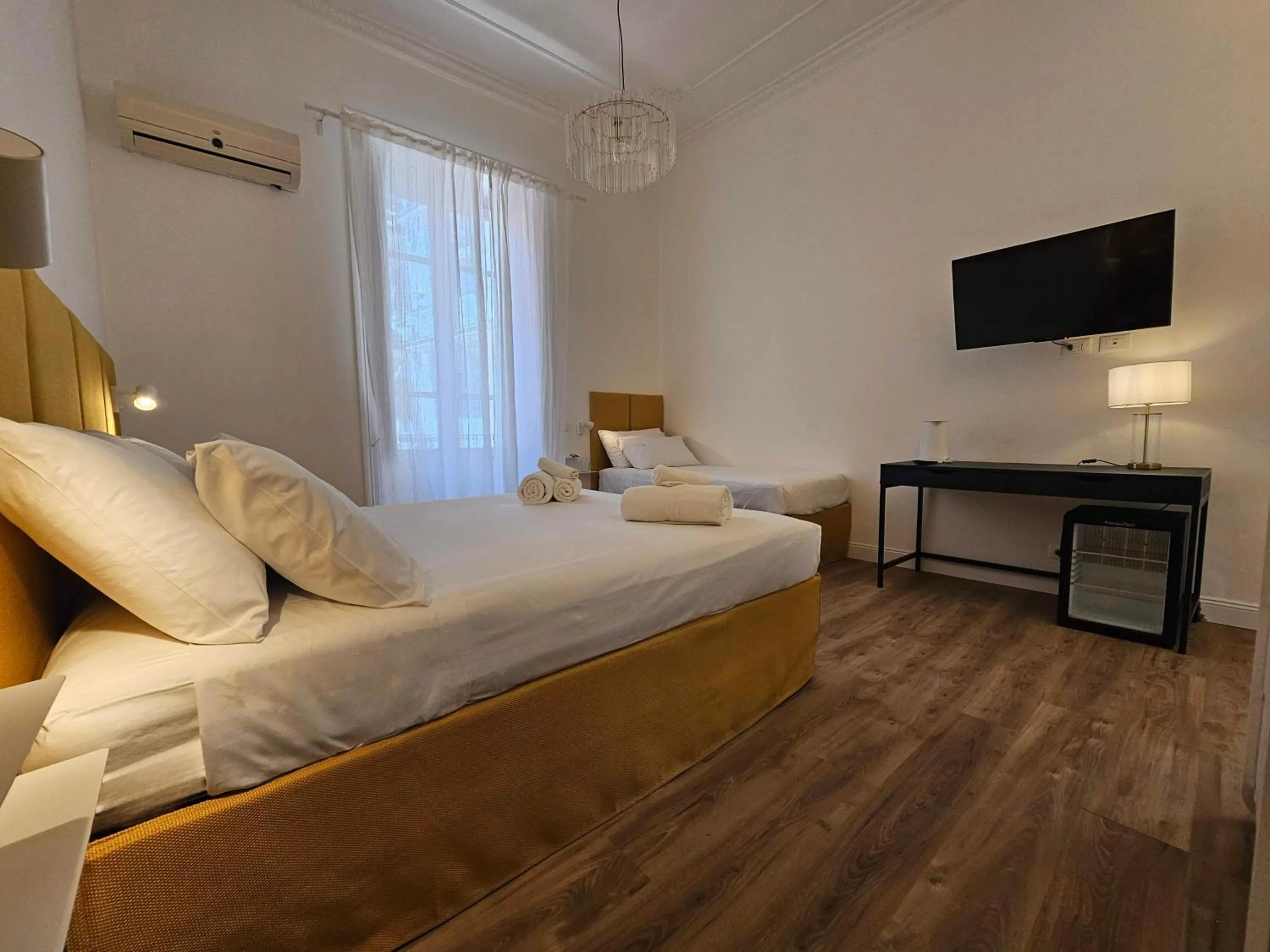 Bedroom, Bed in Dolce Dormire