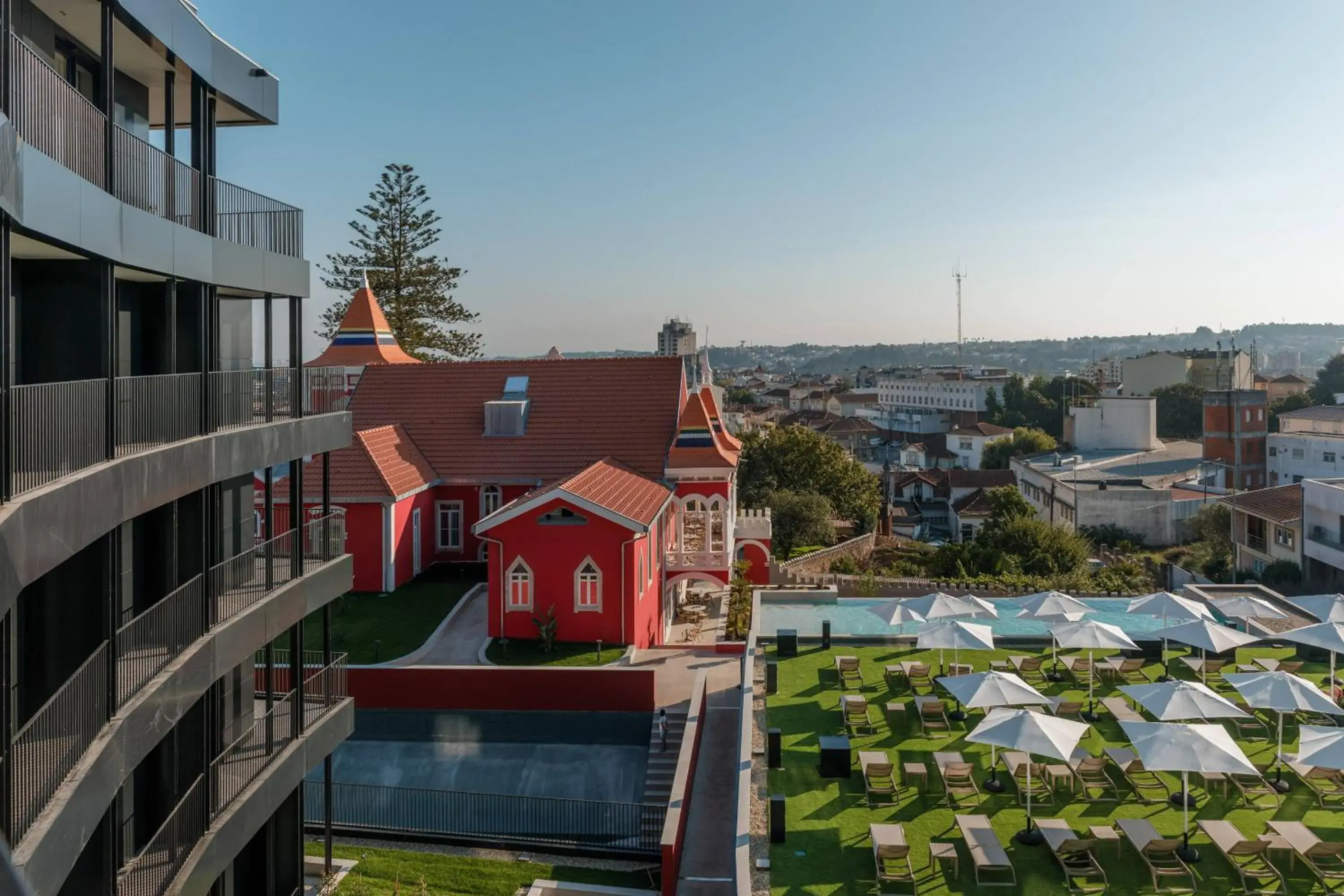 Property building in Meliá São João da Madeira Property building in Meliá São João da Madeira
