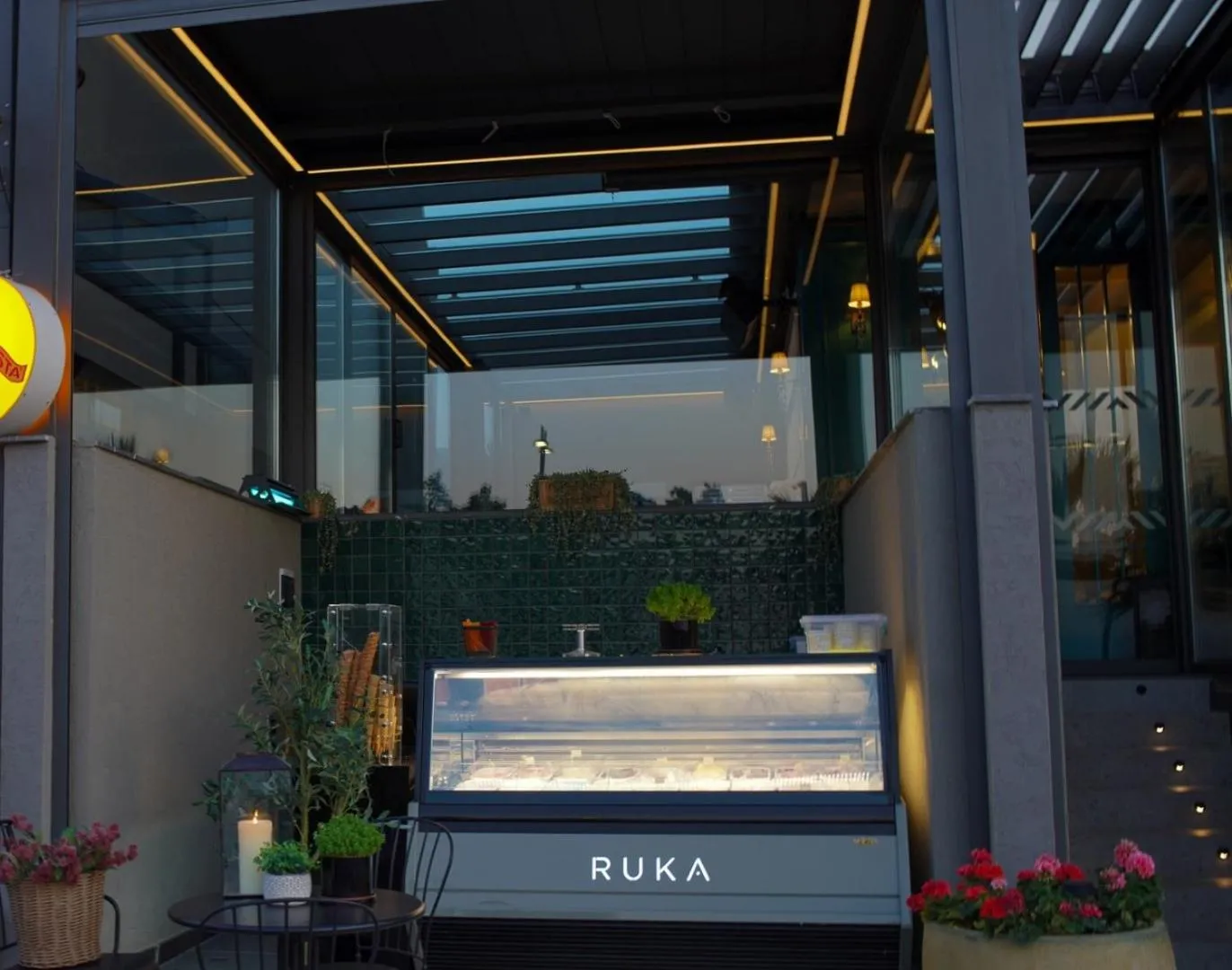 Food and drinks in RUKA Hotel
