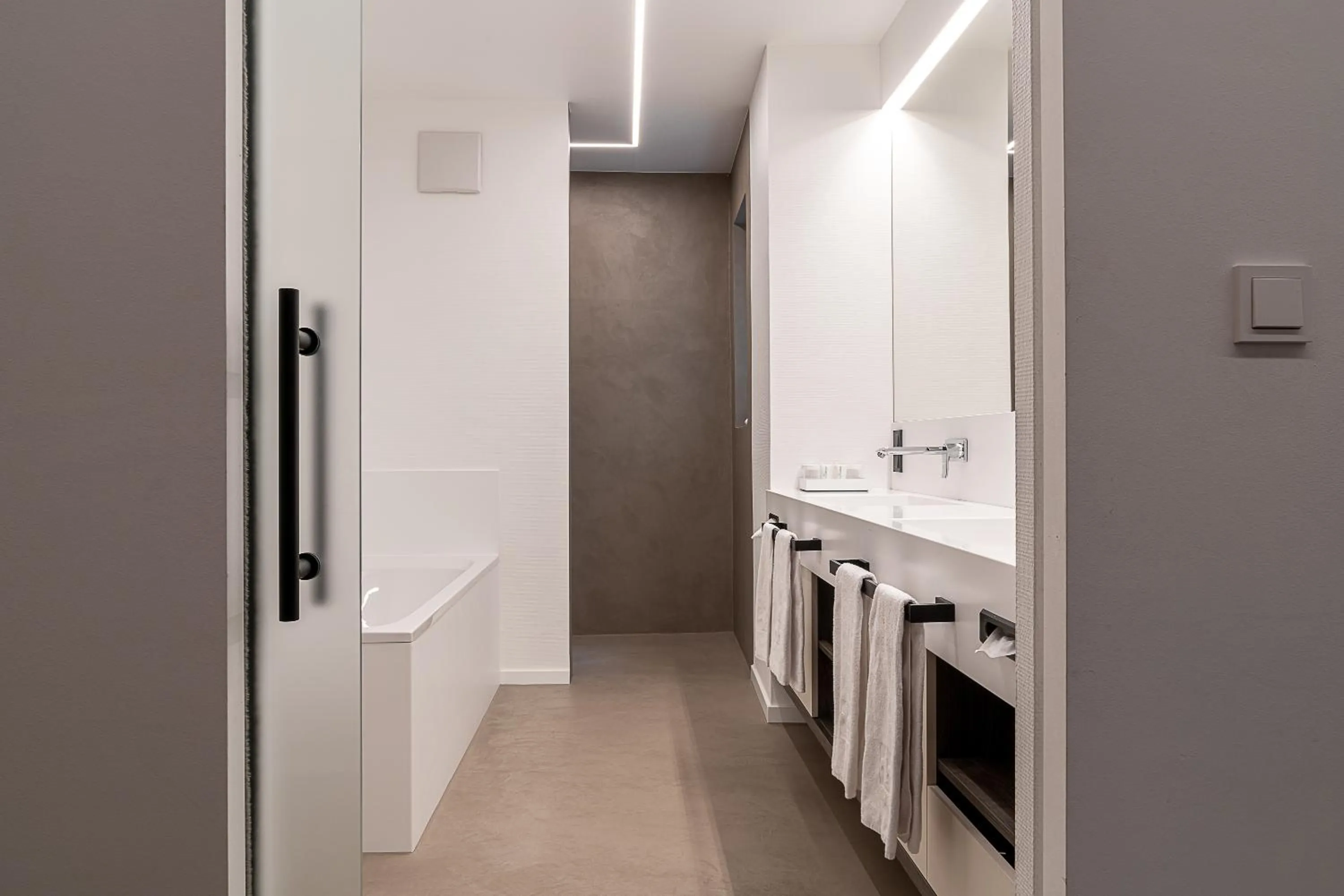 Bathroom in CHRIZZ Rooms