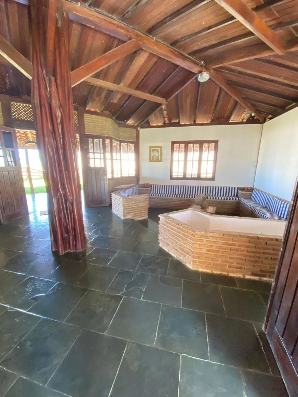Lobby or reception, Bed in Pousada Canavieiras Bahia