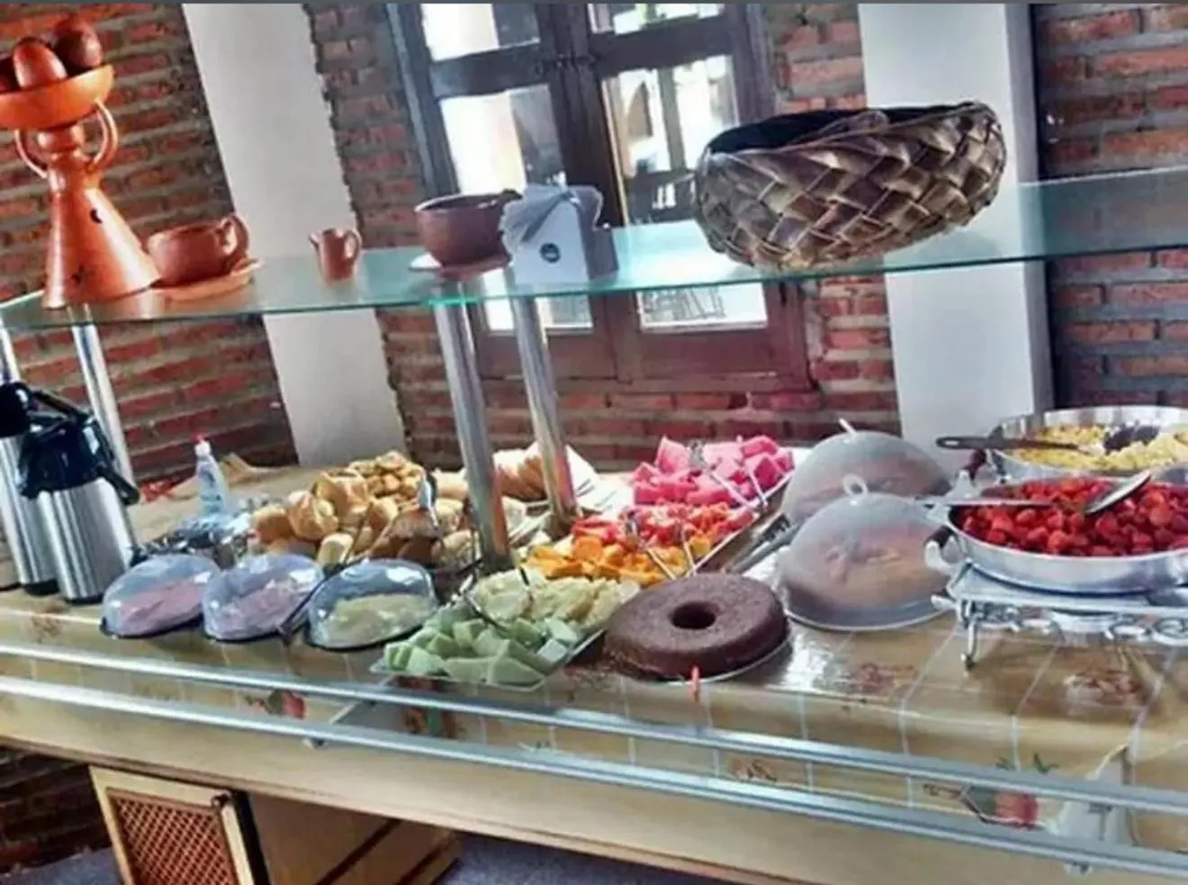 Buffet breakfast in Pousada Canavieiras Bahia