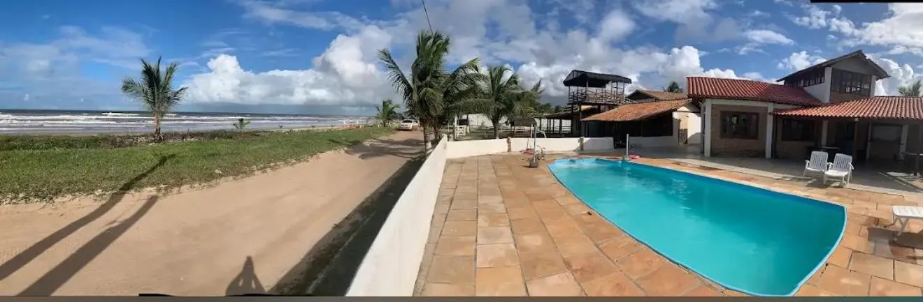 Swimming pool in Pousada Canavieiras Bahia