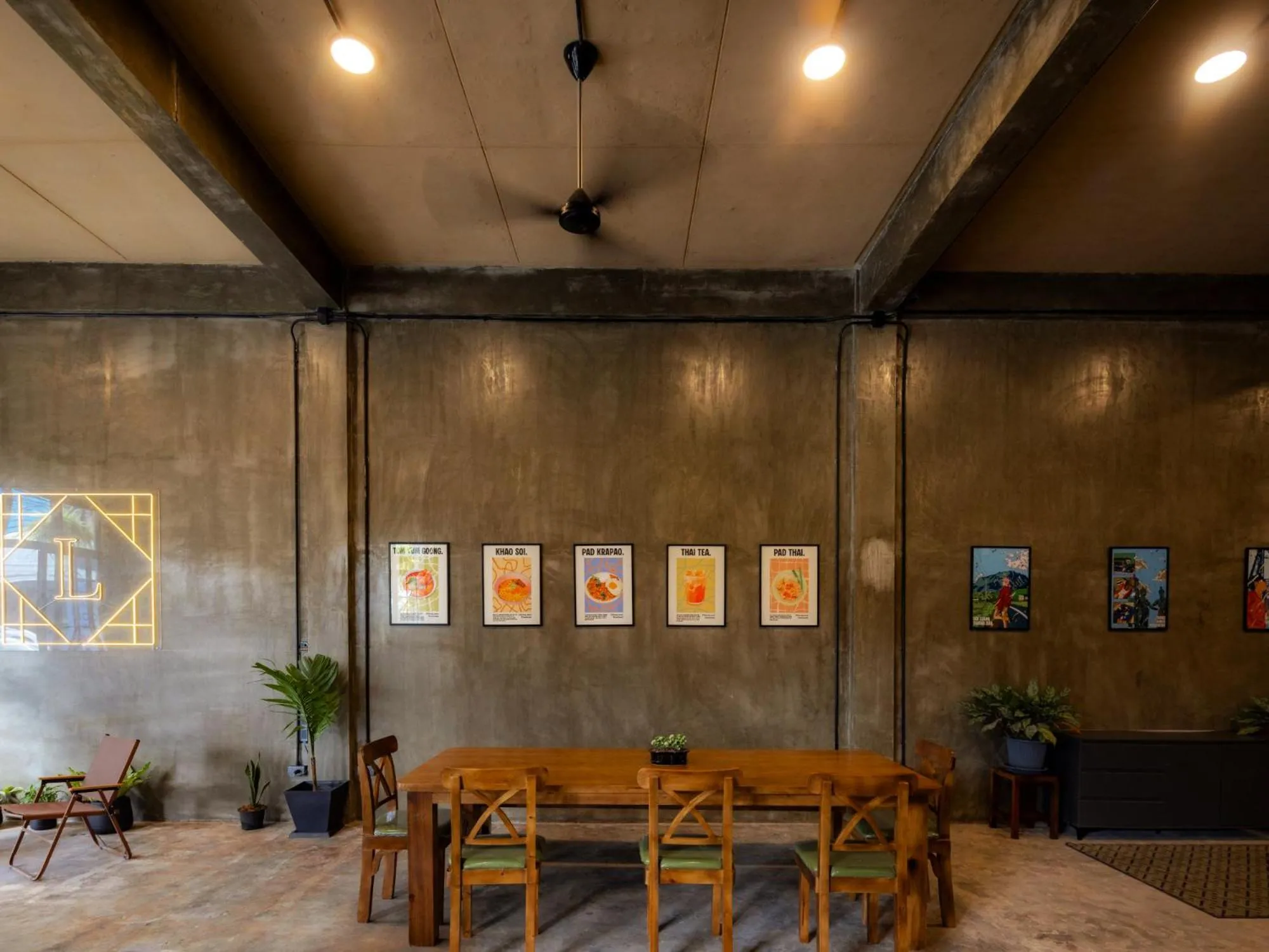 Living room in Lanna Loft Hostel