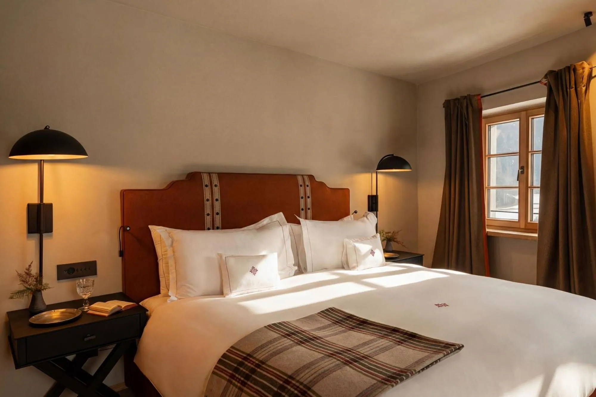 Bed in Castel Badia - The Leading Hotels of the World