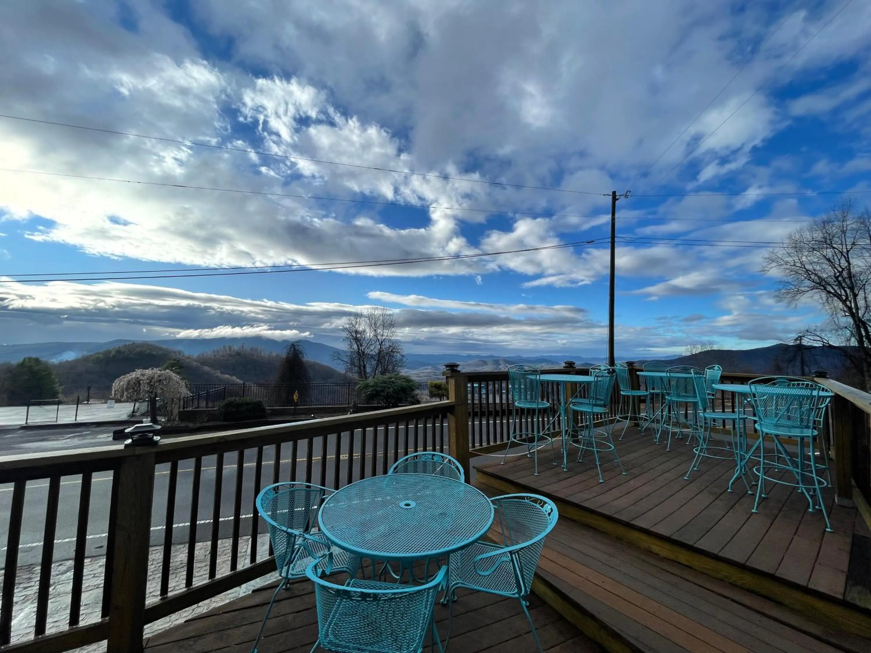 Day in Skyline Village Inn