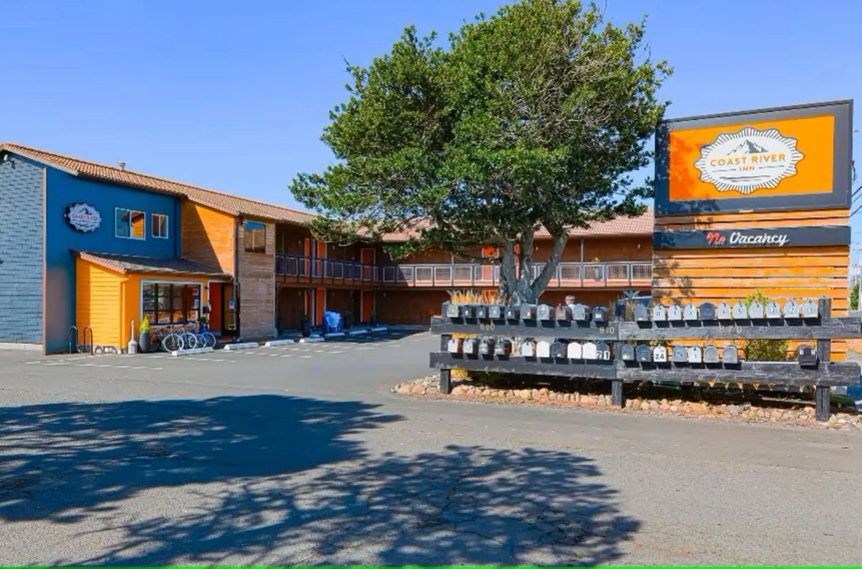 Property building in Coast River Inn by OYO Seaside Property building in Coast River Inn by OYO Seaside