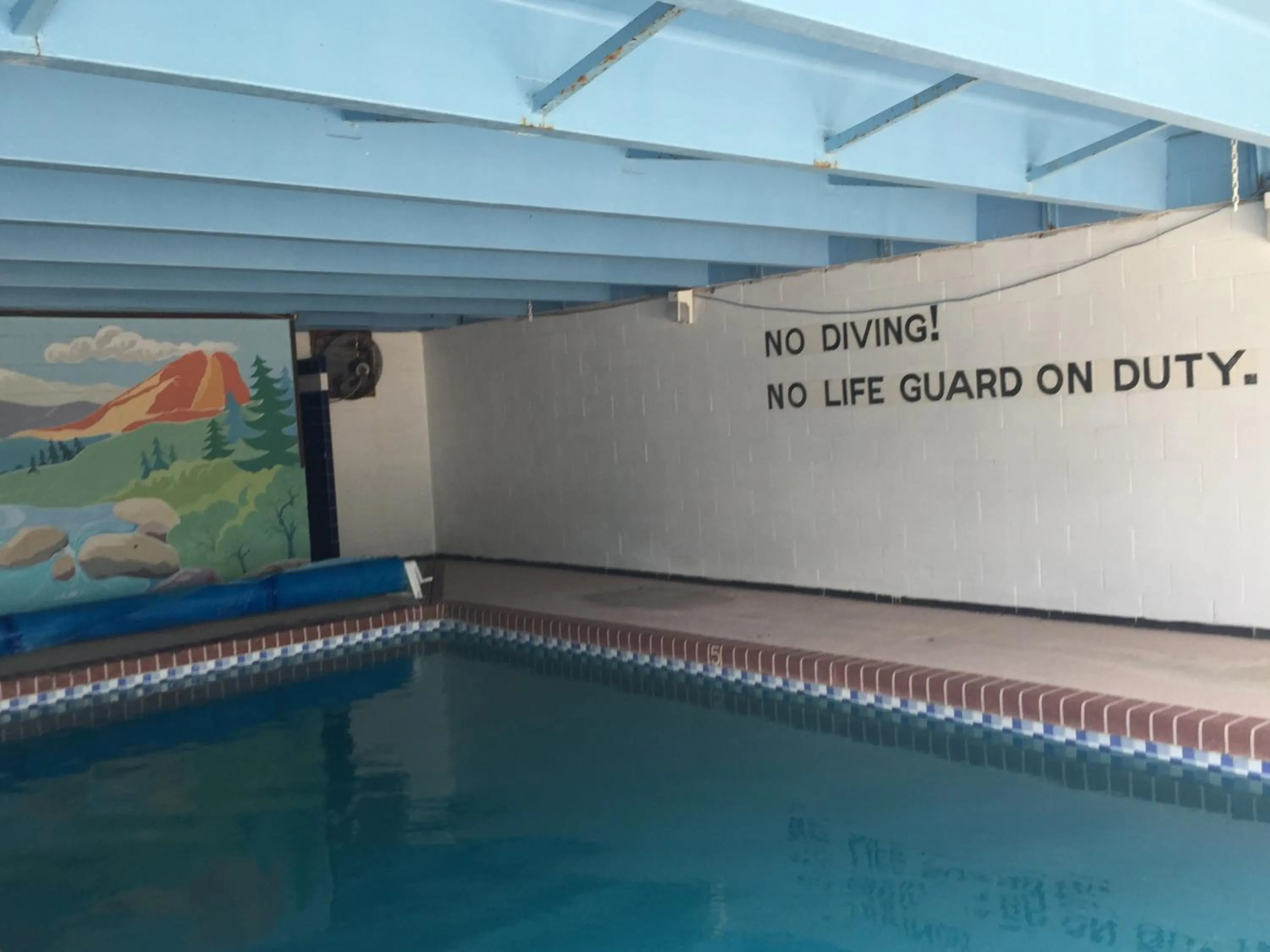 Day in Garden of the Gods Motel