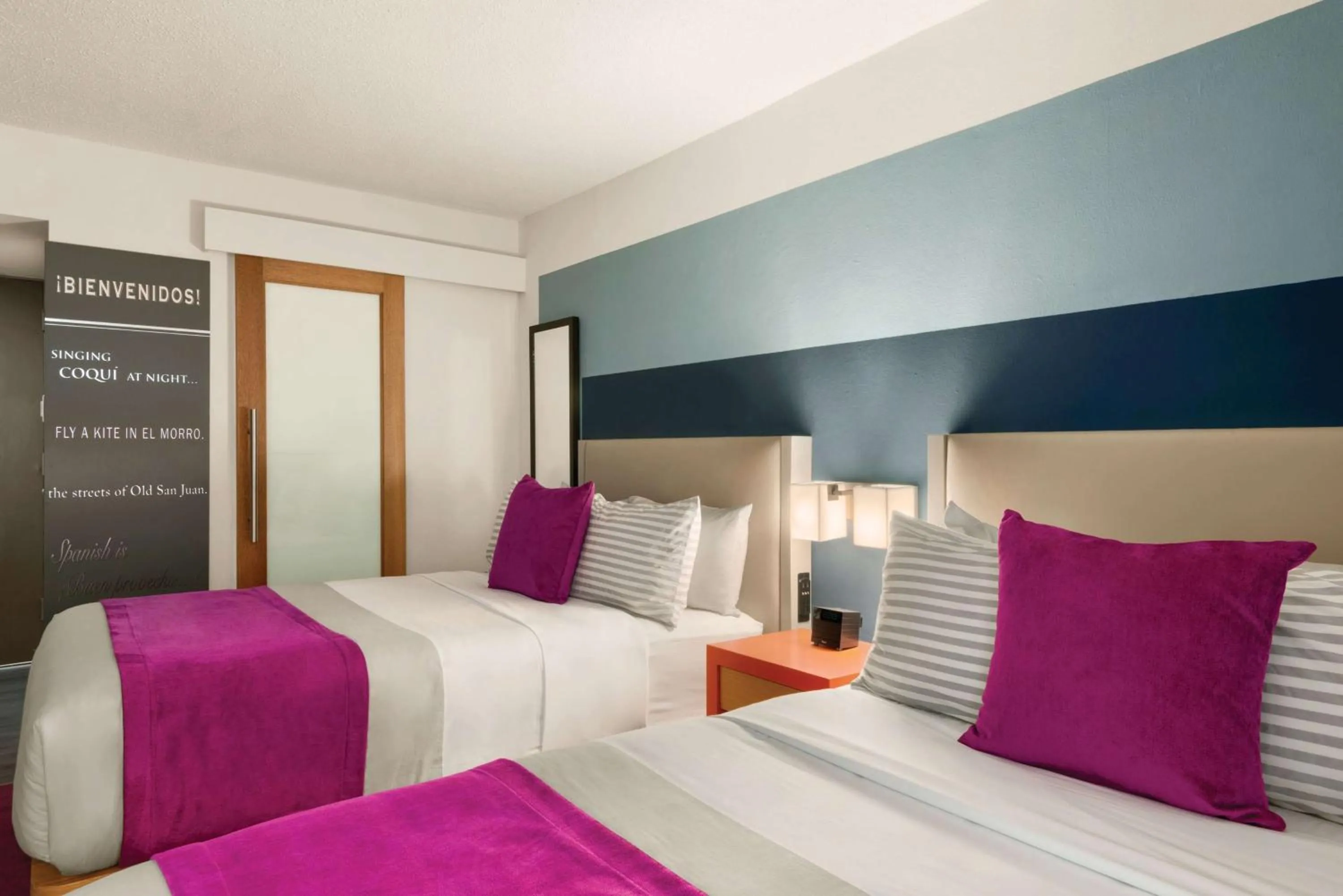 Photo of the whole room, Bed in TRYP by Wyndham Isla Verde