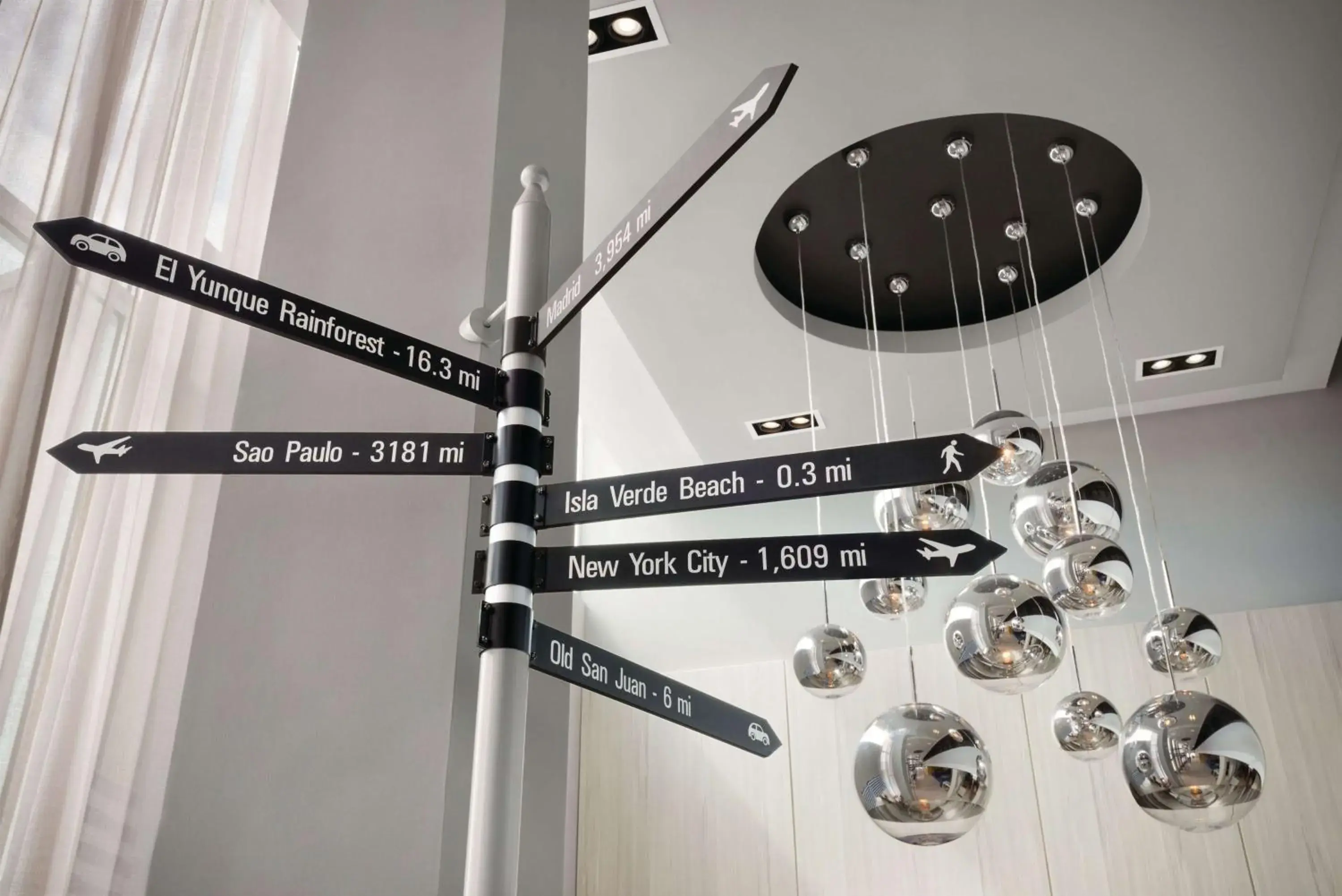 Lobby or reception in TRYP by Wyndham Isla Verde Lobby or reception in TRYP by Wyndham Isla Verde