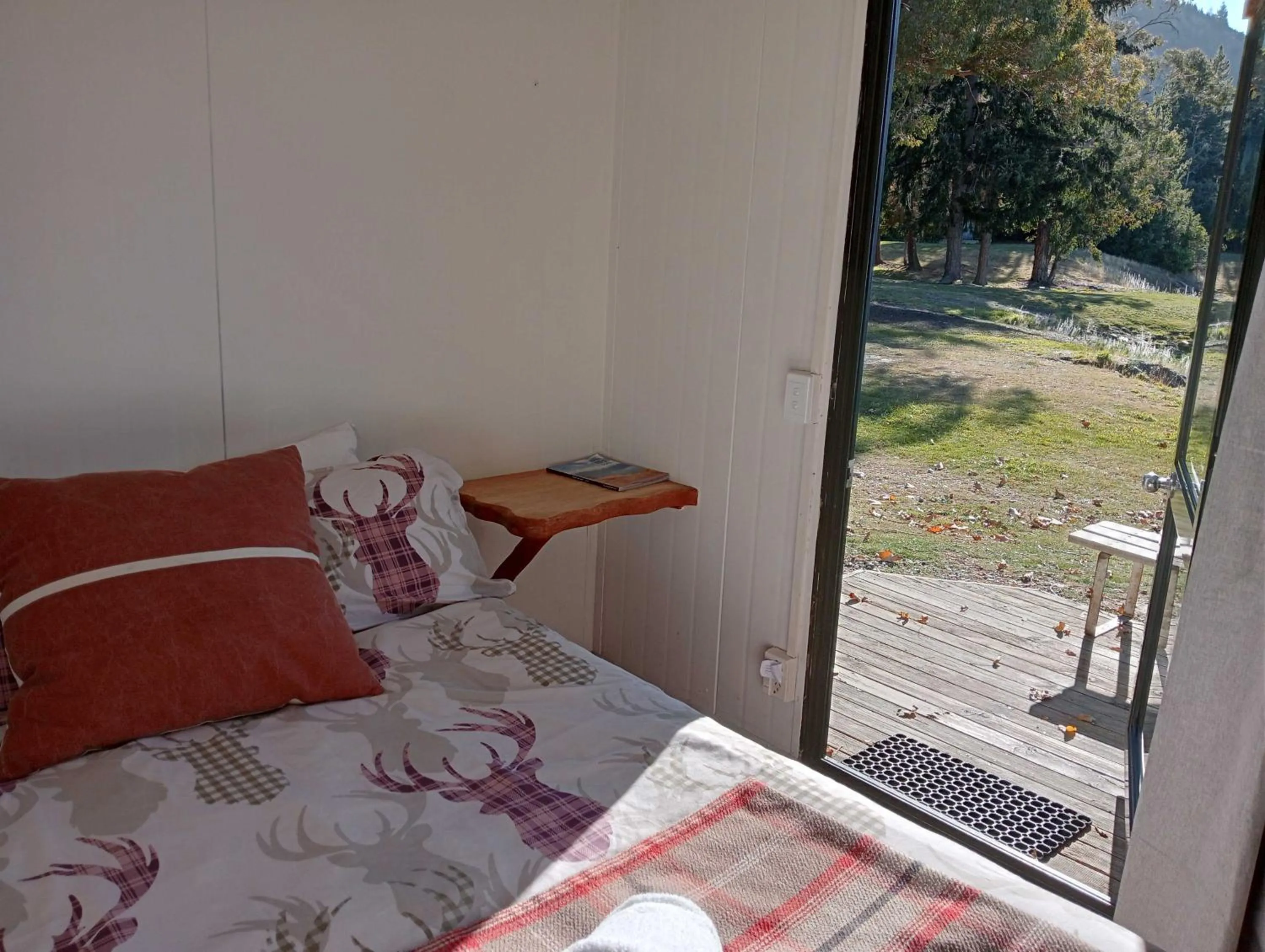 Bed in The Camp - Lake Hawea