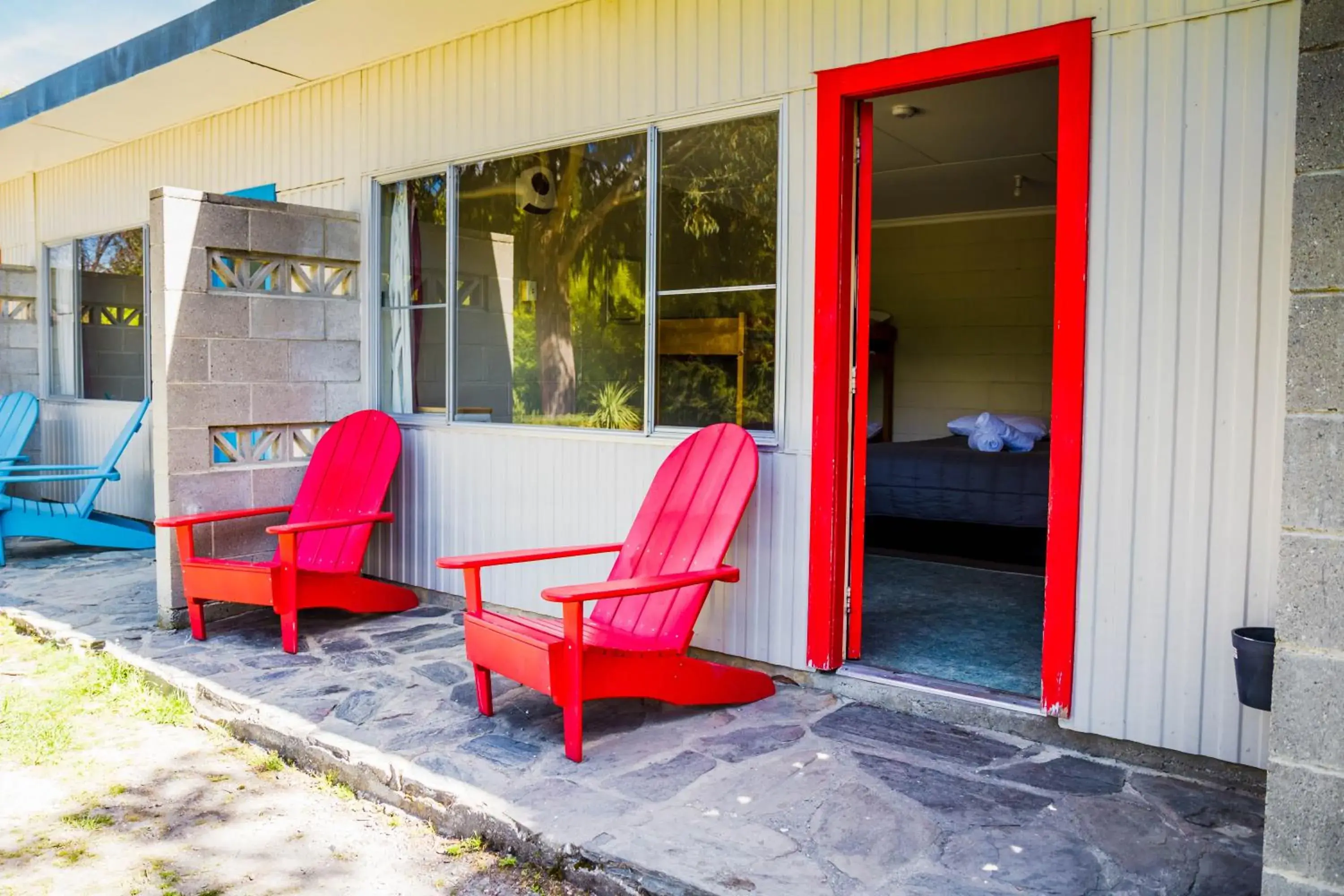 Facade/entrance in The Camp - Lake Hawea Facade/entrance in The Camp - Lake Hawea