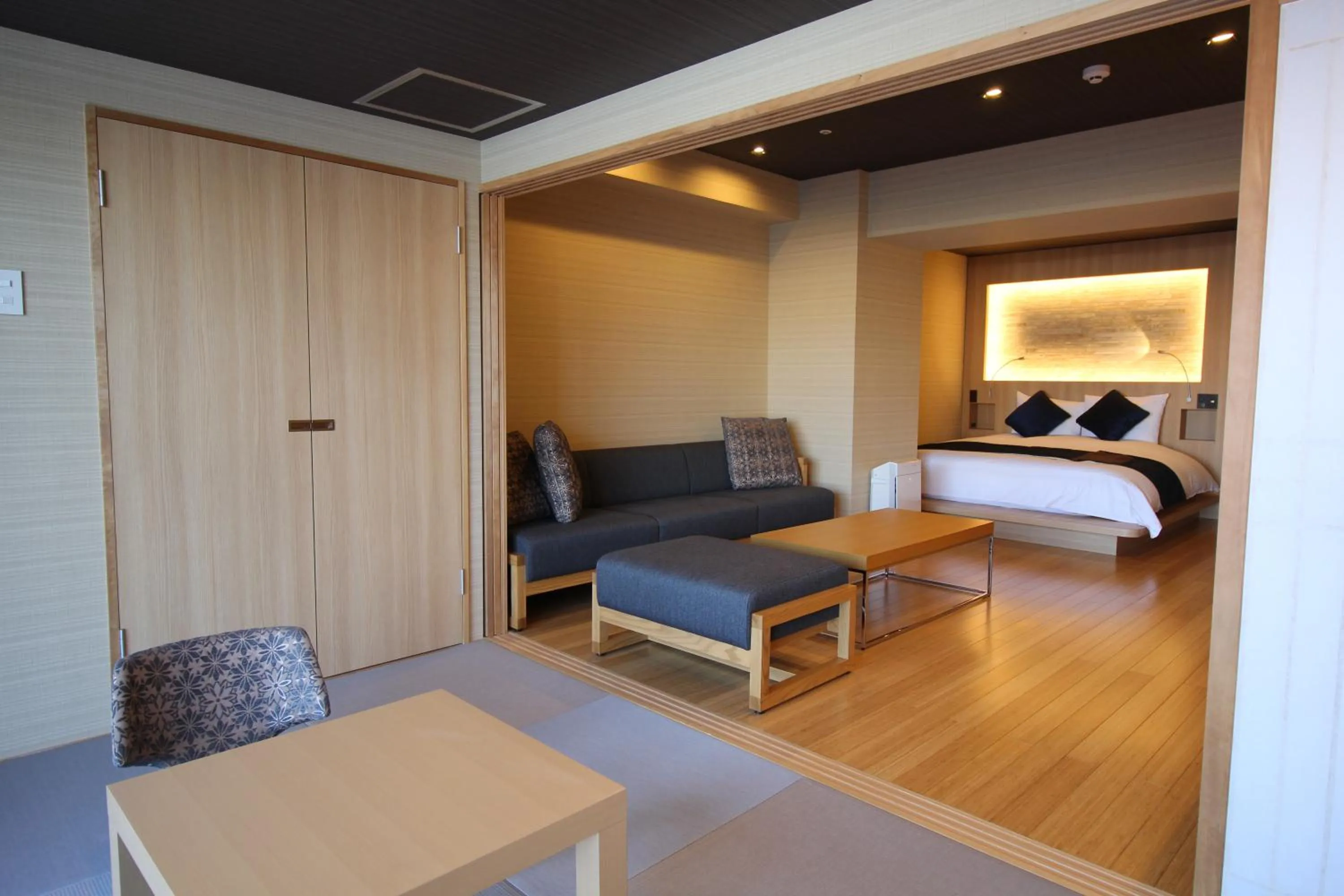 Living room, Bed in Kushiro Century Castle Hotel