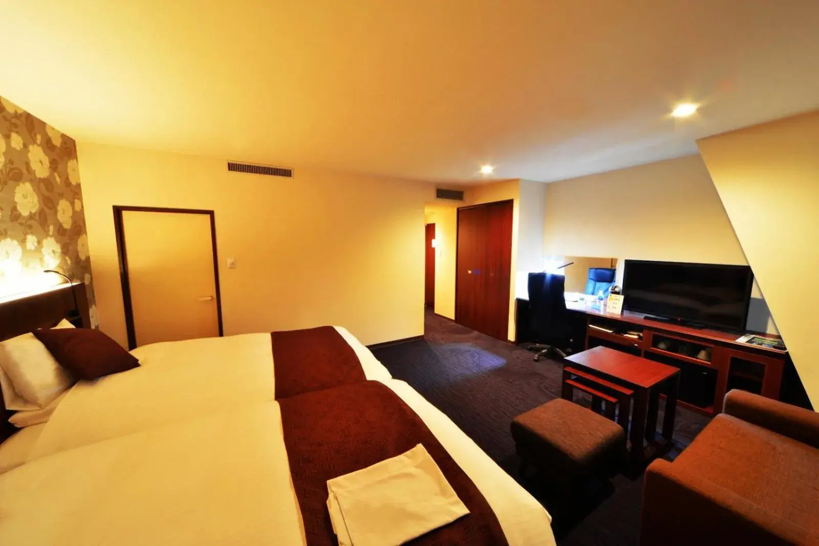 Photo of the whole room, Bed in Kushiro Century Castle Hotel Photo of the whole room, Bed in Kushiro Century Castle Hotel