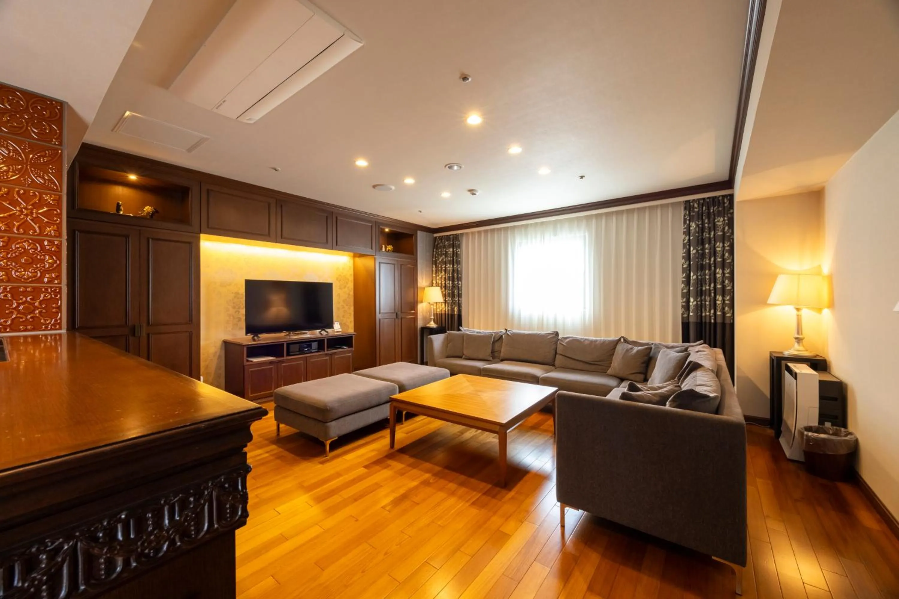 Living room in Kushiro Century Castle Hotel