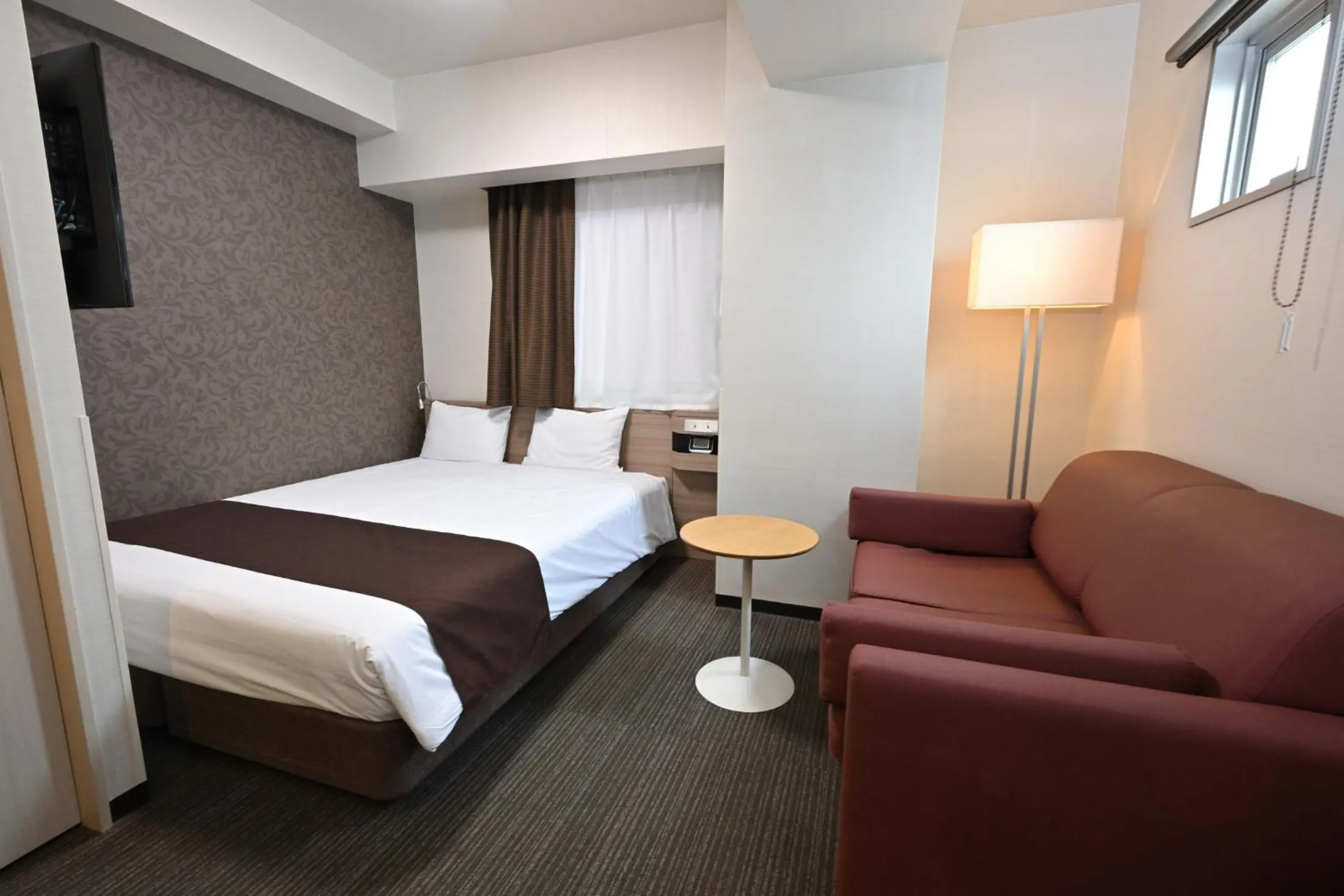 Photo of the whole room in Sanco Inn Grande Tokyo Hamamatsucho