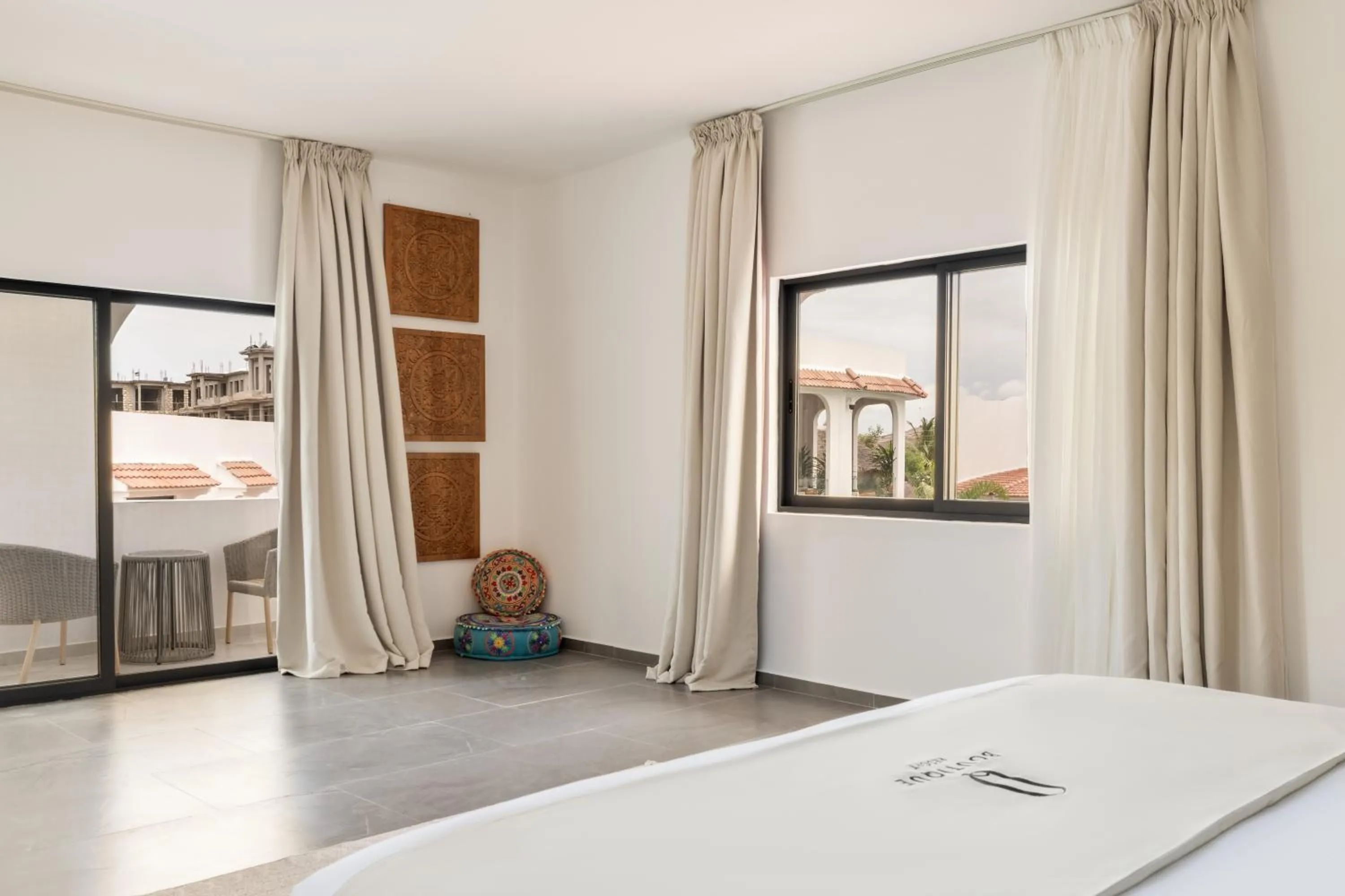 Photo of the whole room, Bed in Q Boutique Resort Malindi