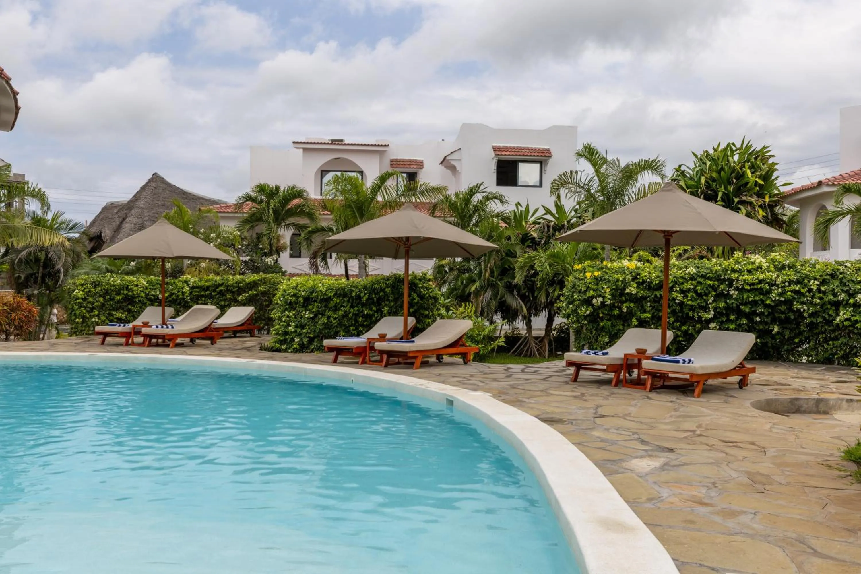 Swimming pool in Q Boutique Resort Malindi