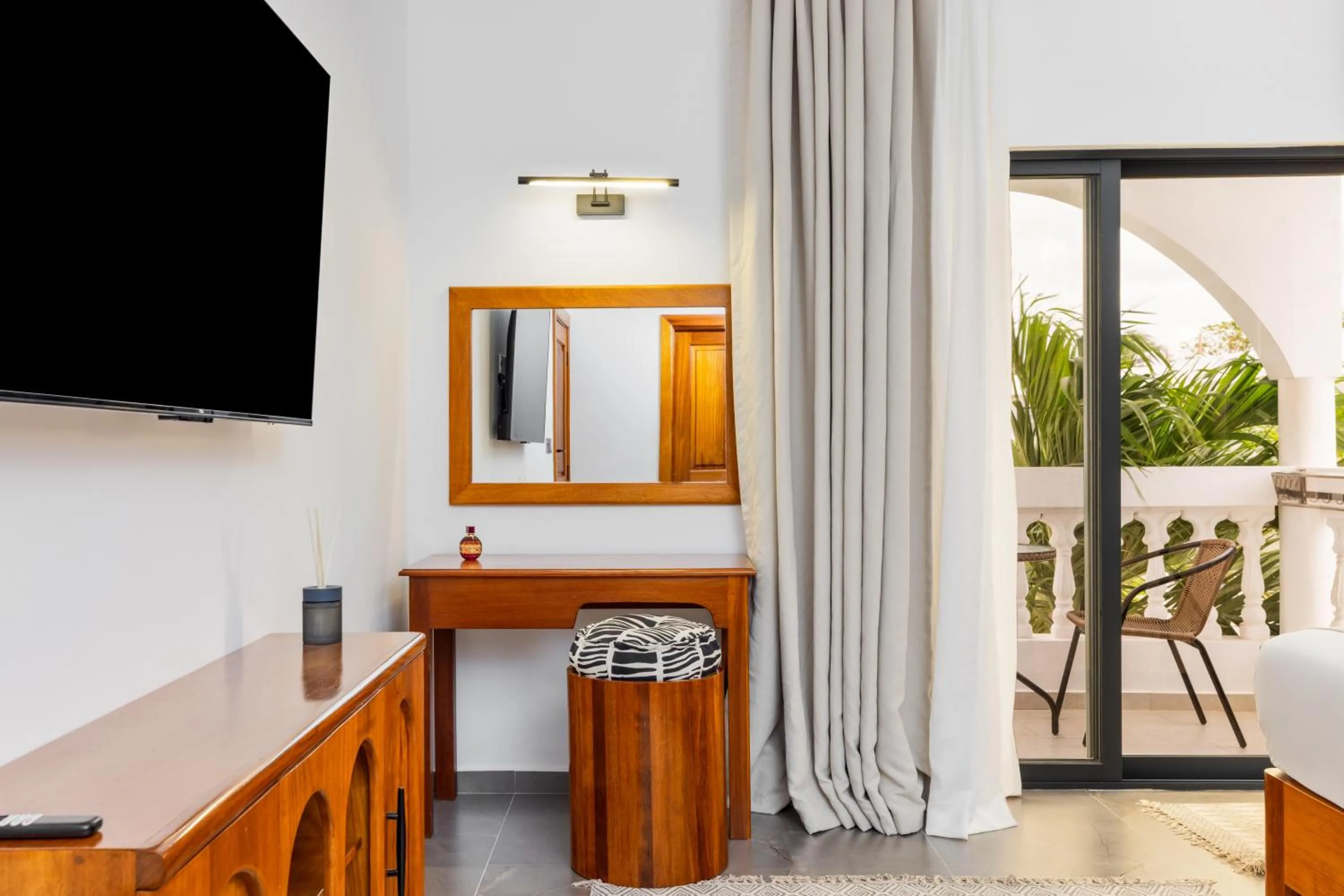 TV and multimedia in Q Boutique Resort Malindi