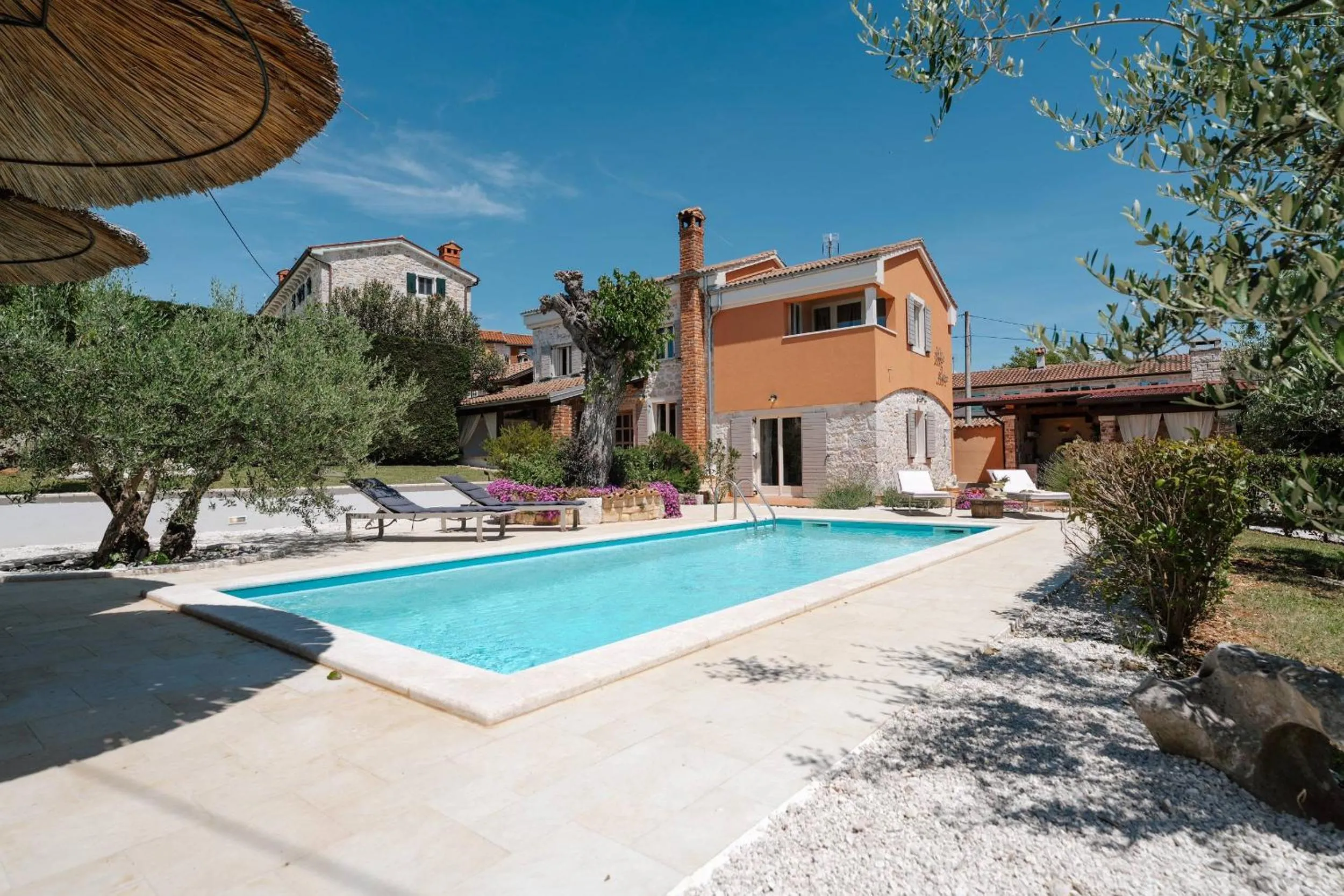 Villa Petra