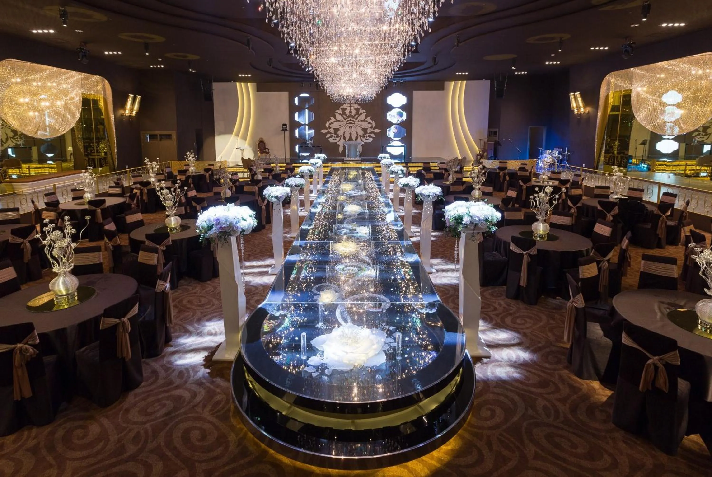 Banquet/Function facilities in Charis Hotel