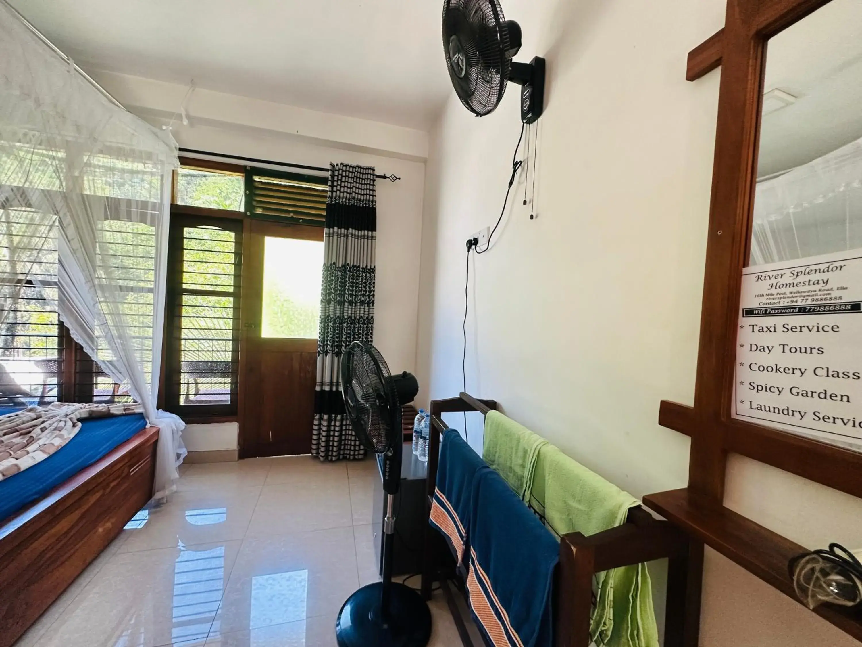 Family Room with Balcony in River Splendour Home Stay Family Room with Balcony in River Splendour Home Stay