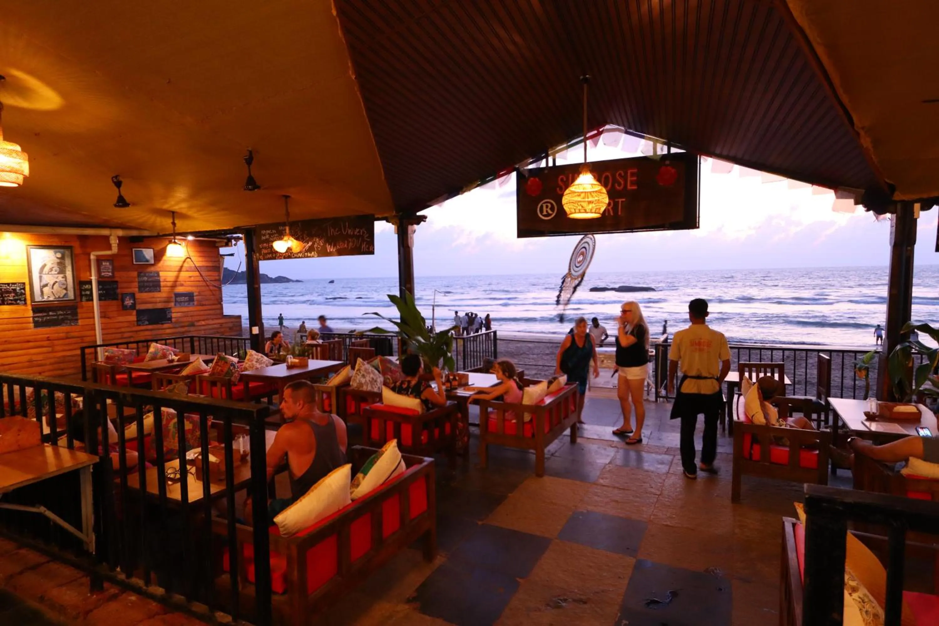 Restaurant/places to eat in Simrose