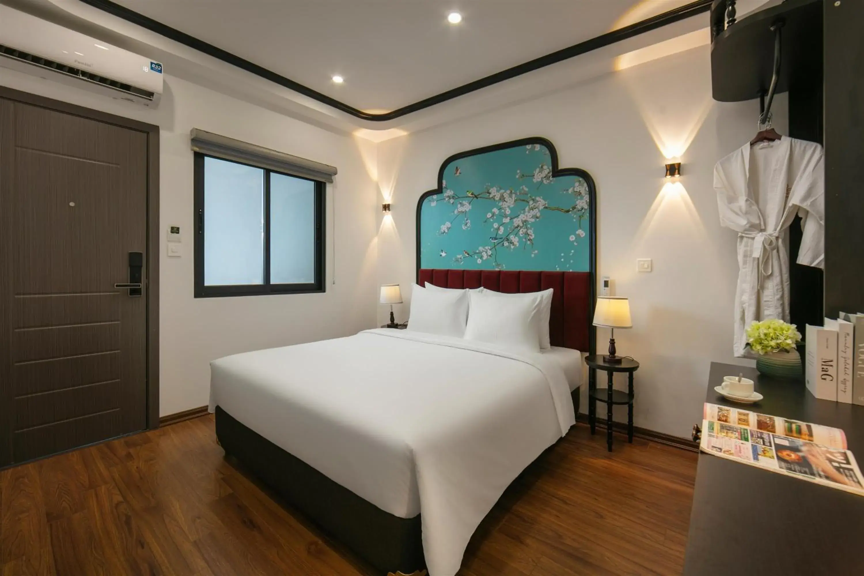 Deluxe Double Room in Hanoi Grandeur Hotel & Spa Deluxe Double Room in Hanoi Grandeur Hotel & Spa