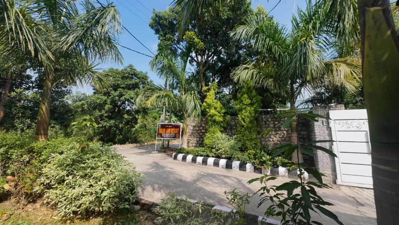 Facade/entrance in Dreamland Resort