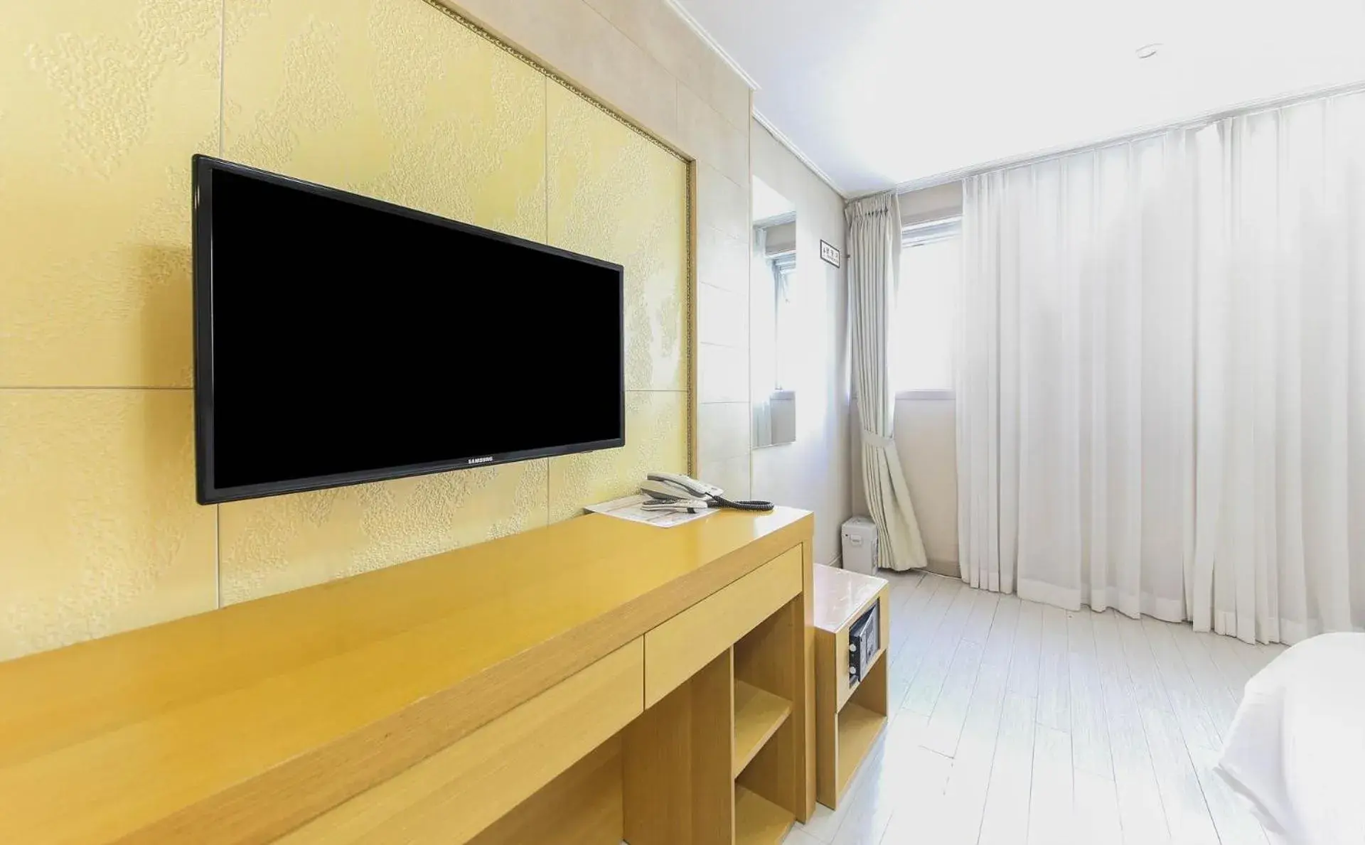 Bed in Joy Hotel Bed in Joy Hotel