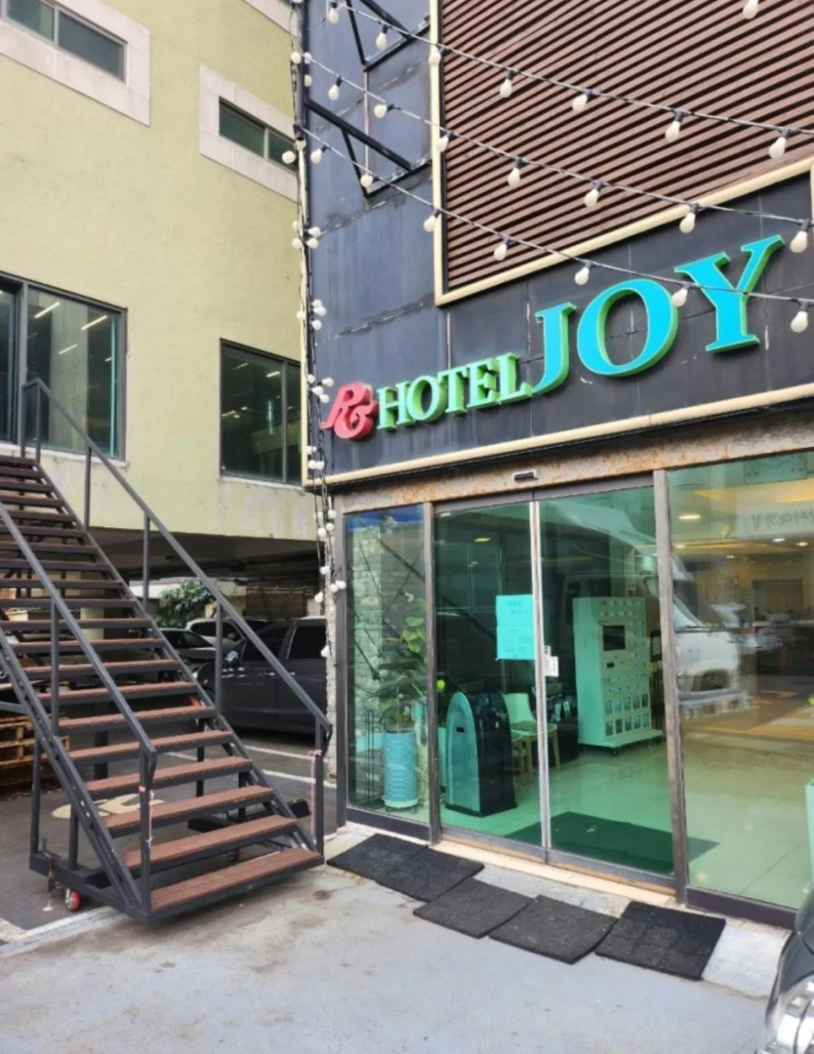 Joy Hotel