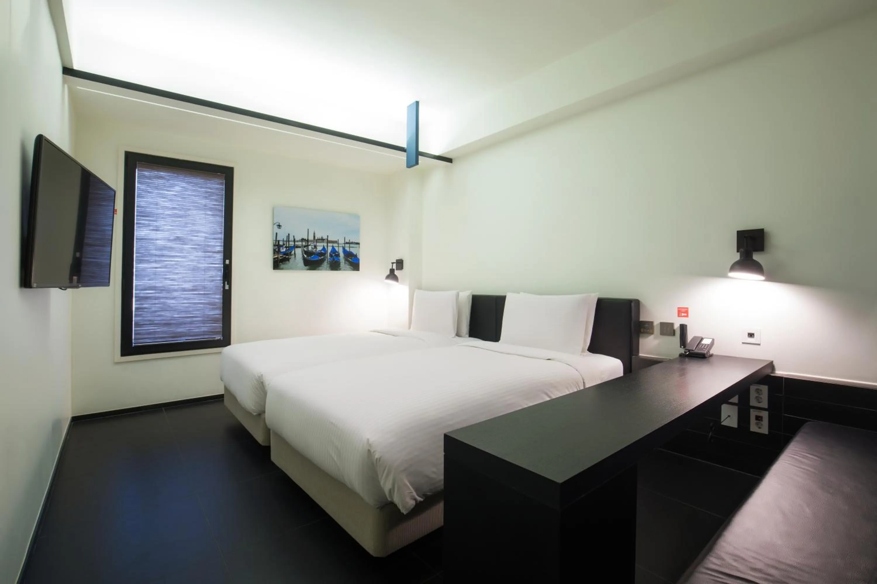 Bedroom, Bed in Sotetsu Hotels The Splaisir Seoul Myeongdong