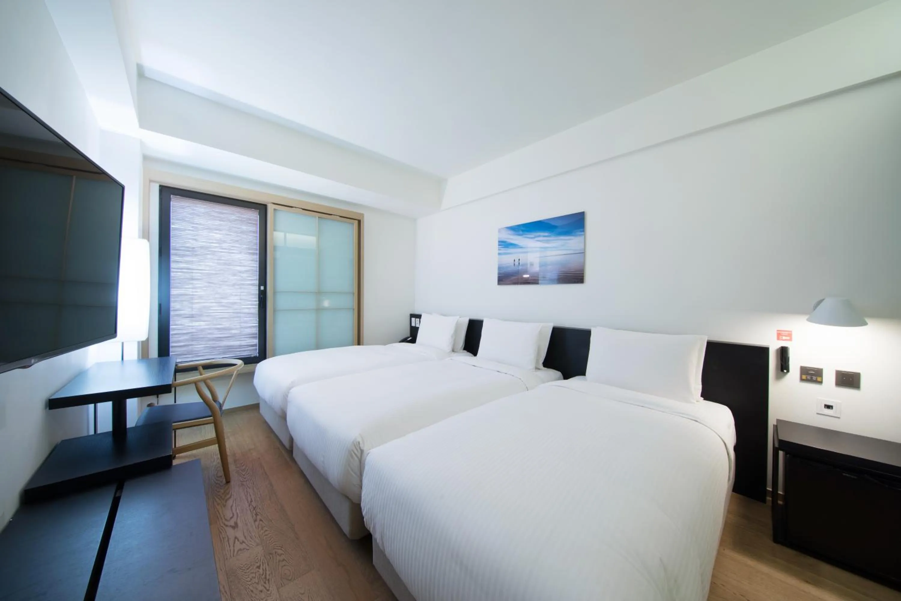 Bedroom, Bed in Sotetsu Hotels The Splaisir Seoul Myeongdong