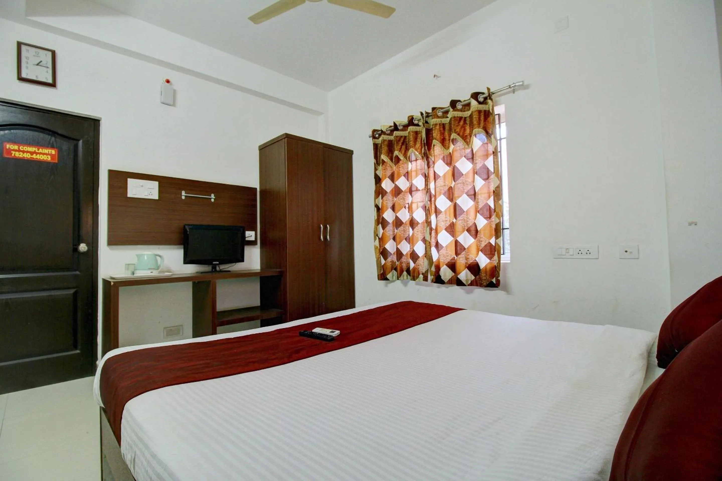 Bedroom, Bed in Hotel O The Mangrove Wood Residency
