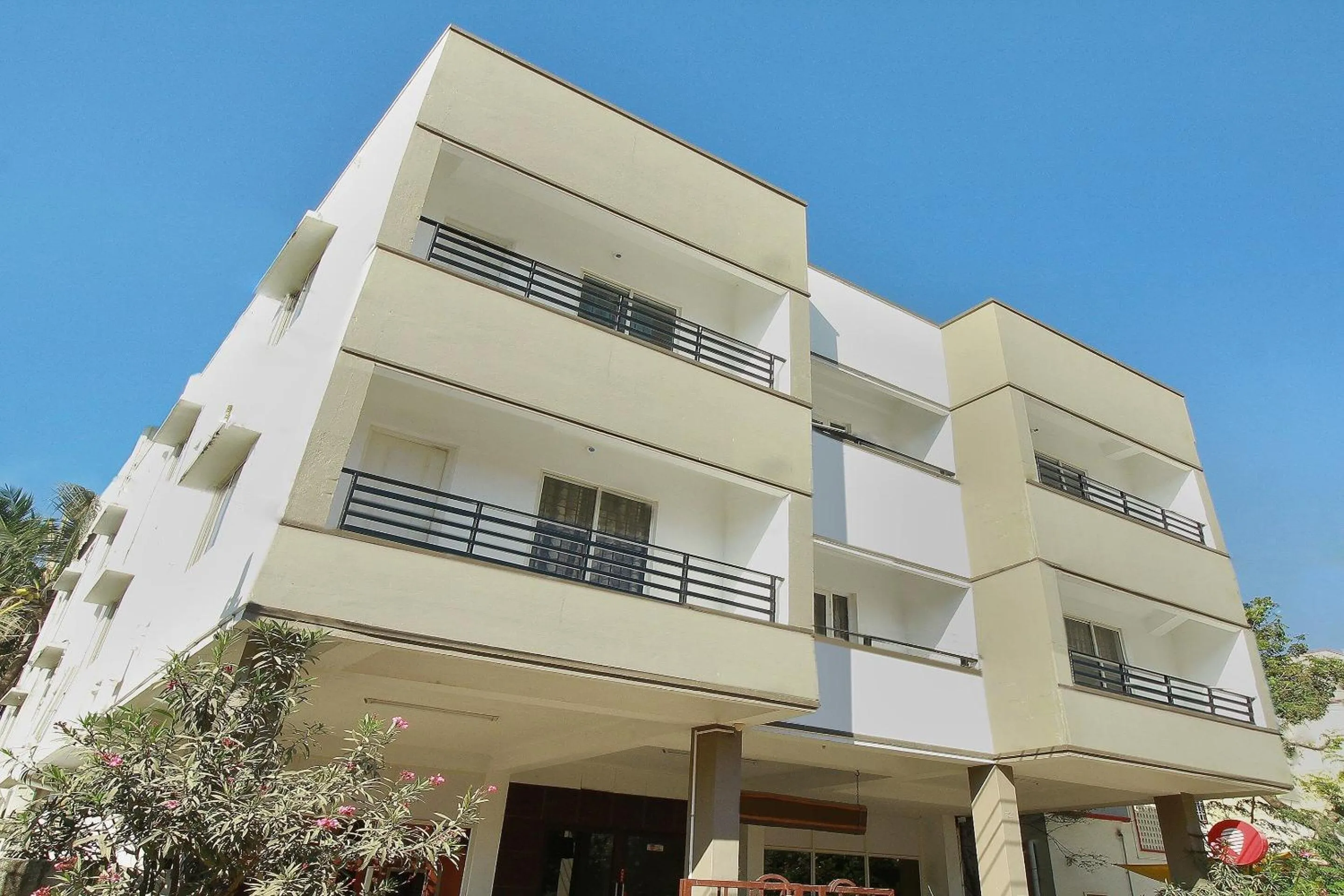 Facade/entrance in Hotel O The Mangrove Wood Residency