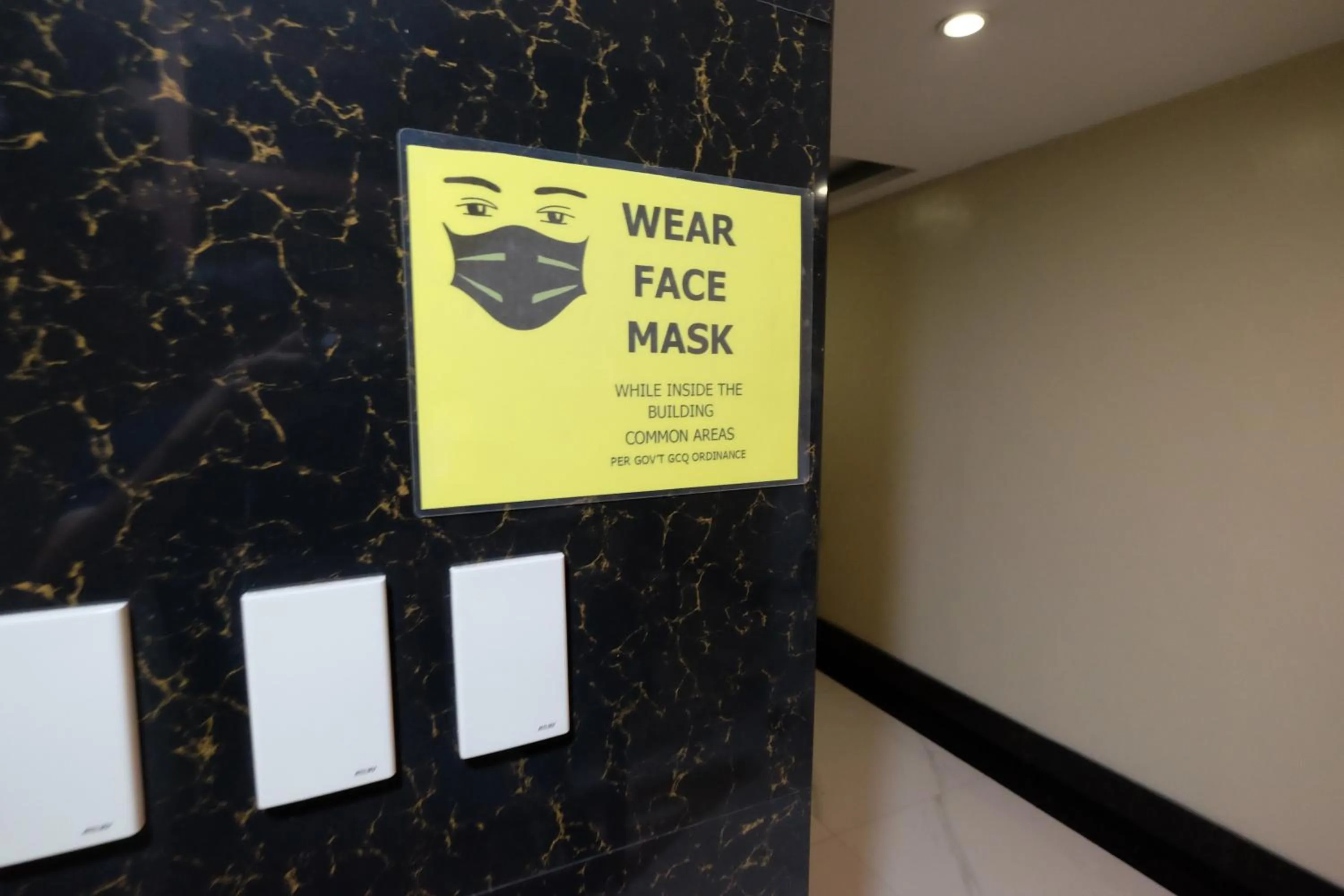 Logo/Certificate/Sign in Oriental Zen Suites