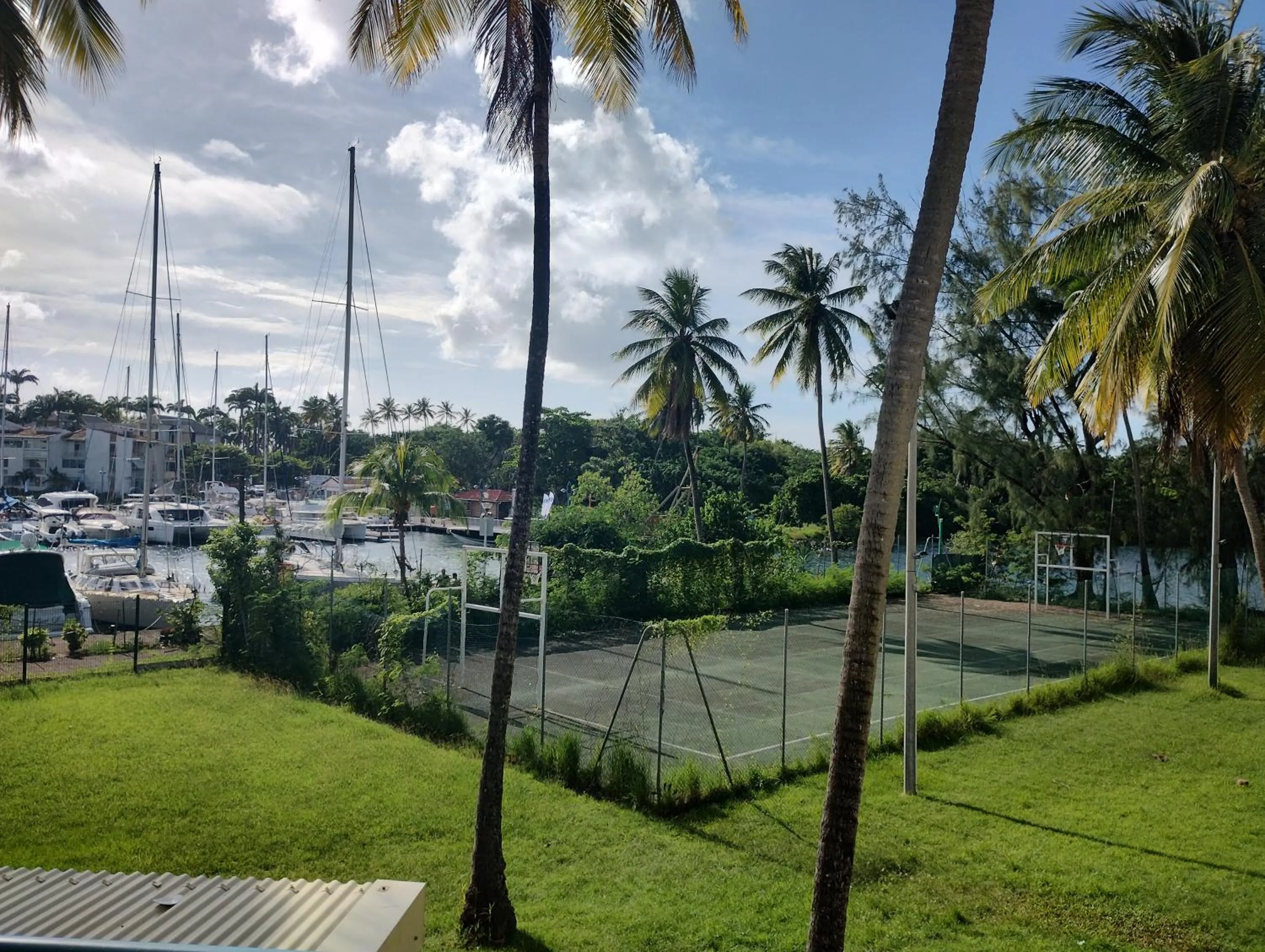 Charmant T1 avec vue sur la marina