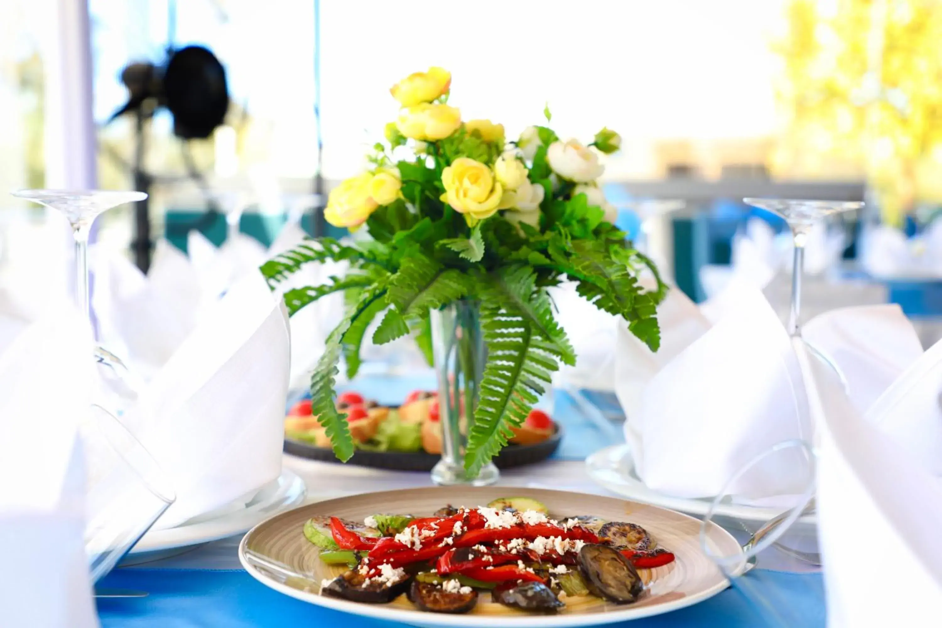 Restaurant/places to eat in Hotel Divers Restaurant/places to eat in Hotel Divers