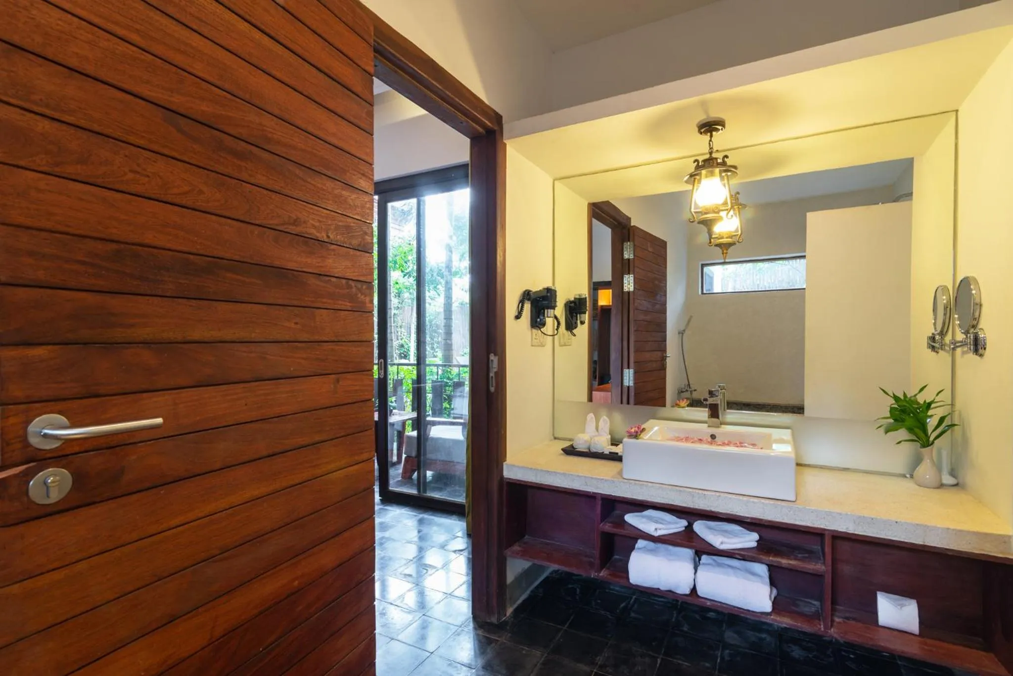 Bathroom in King Rock Boutique Hotel