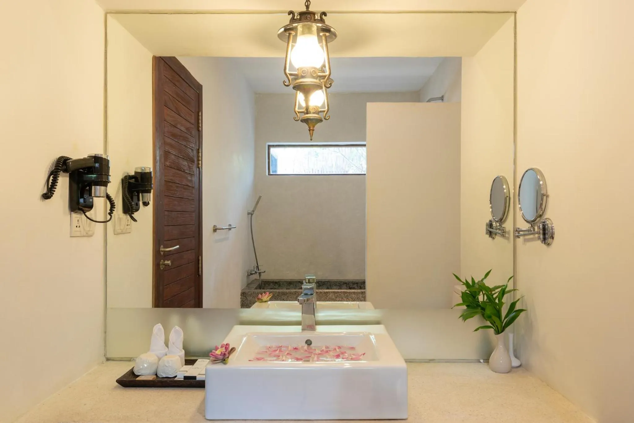 Bathroom in King Rock Boutique Hotel