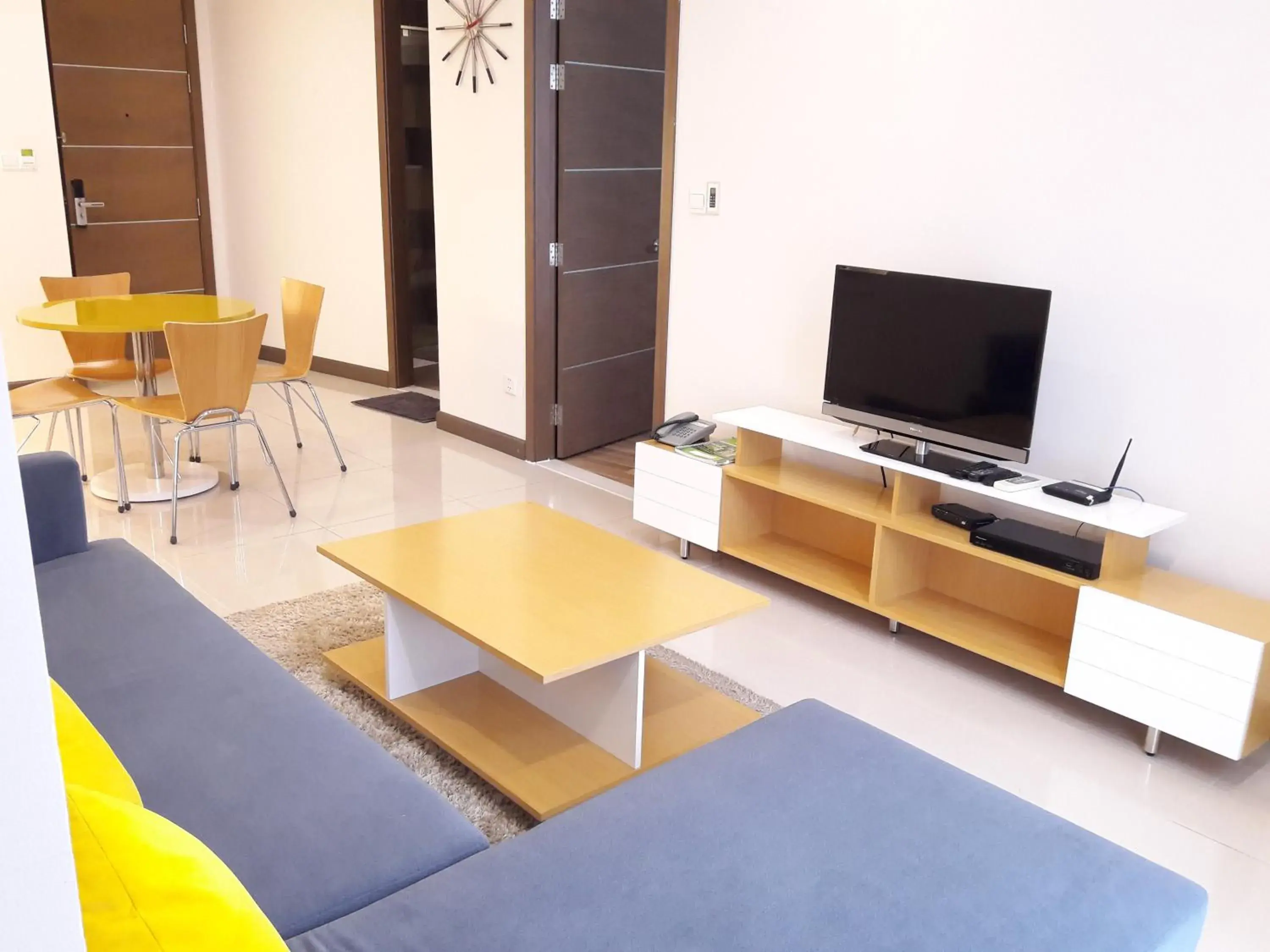 Living room in Bluesky Serviced Apartment Airport Plaza Living room in Bluesky Serviced Apartment Airport Plaza