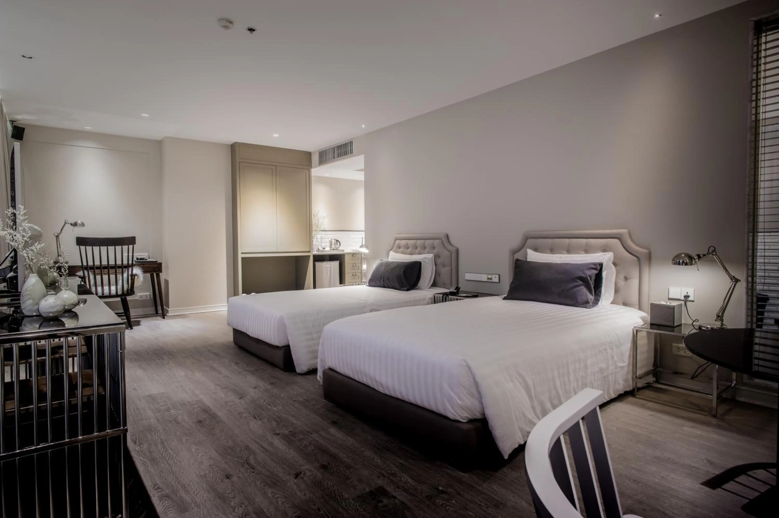 Photo of the whole room, Bed in Hotel Once Bangkok