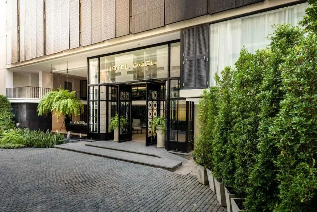 Facade/entrance in Hotel Once Bangkok Facade/entrance in Hotel Once Bangkok