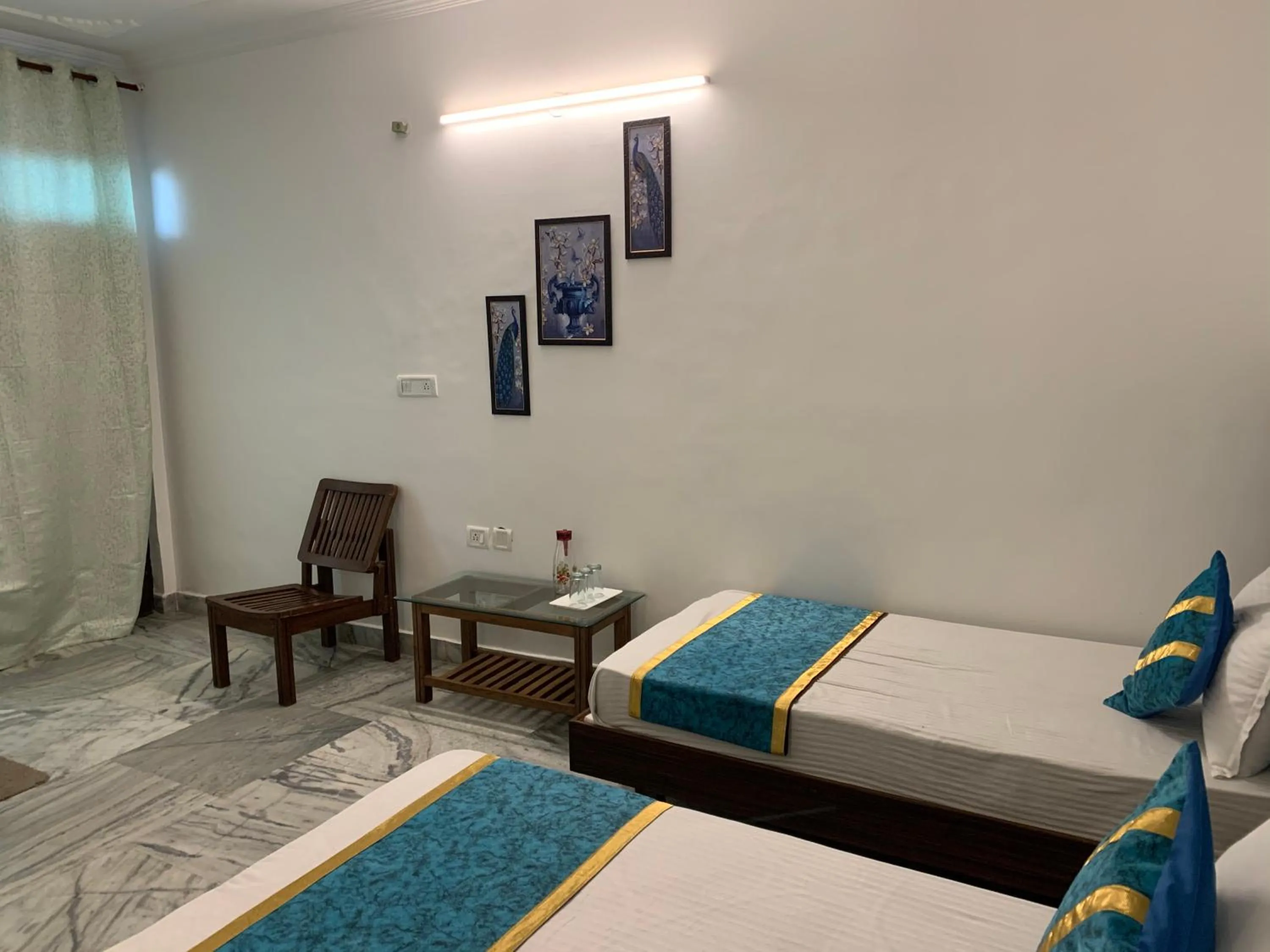 Photo of the whole room, Bed in Hotel Maha Luxmi Palace